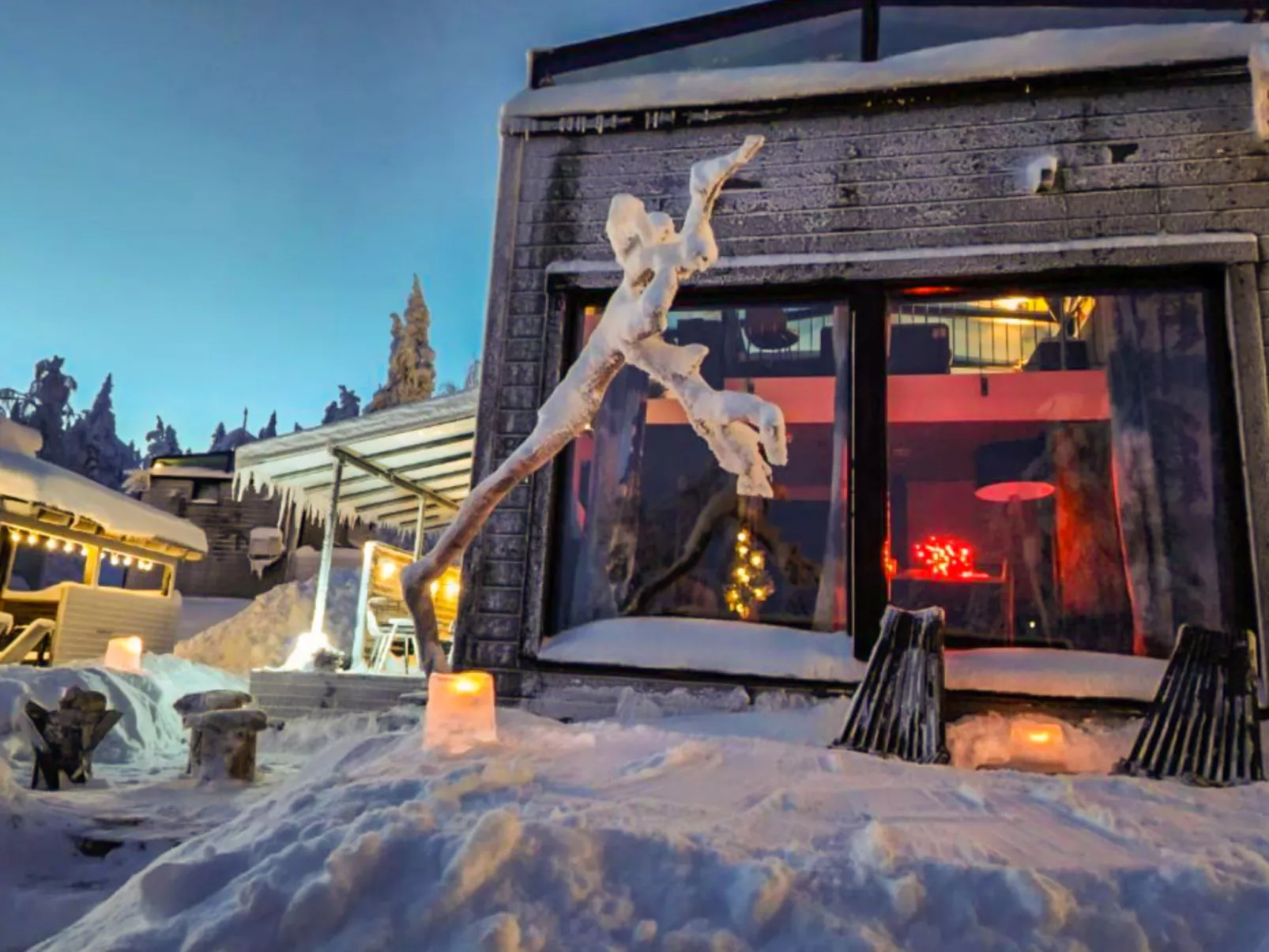 Levi secret igloo ruska 8d - Binnen