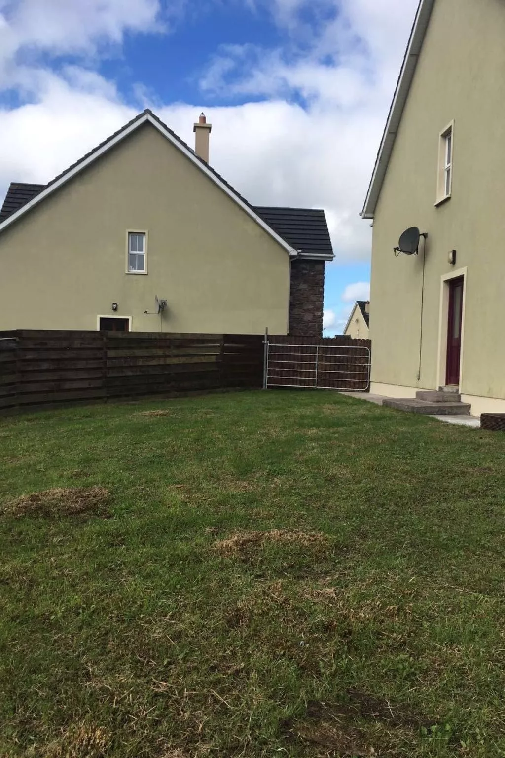 Mit eigenem Garten - Buiten