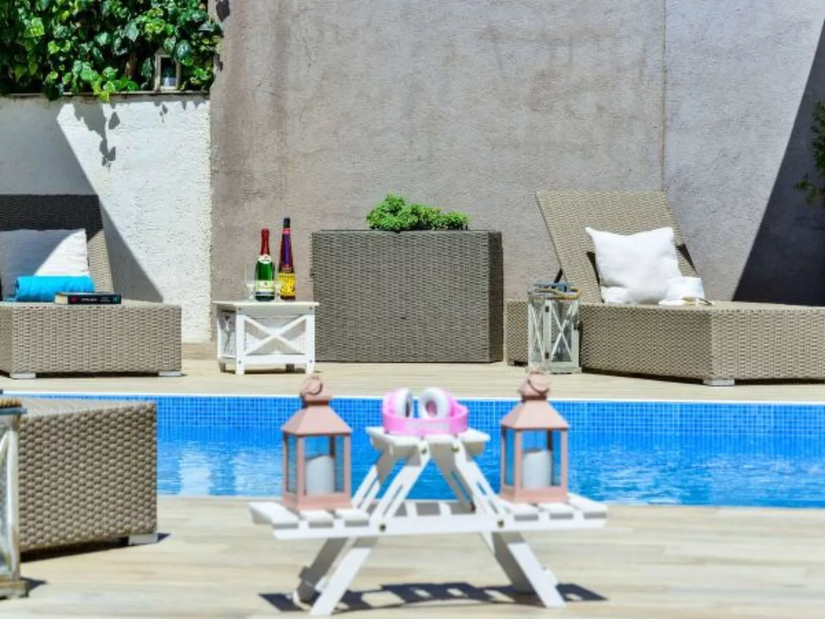 Modern Holiday house Gatsby only 40m from the sea - Image-tags.info