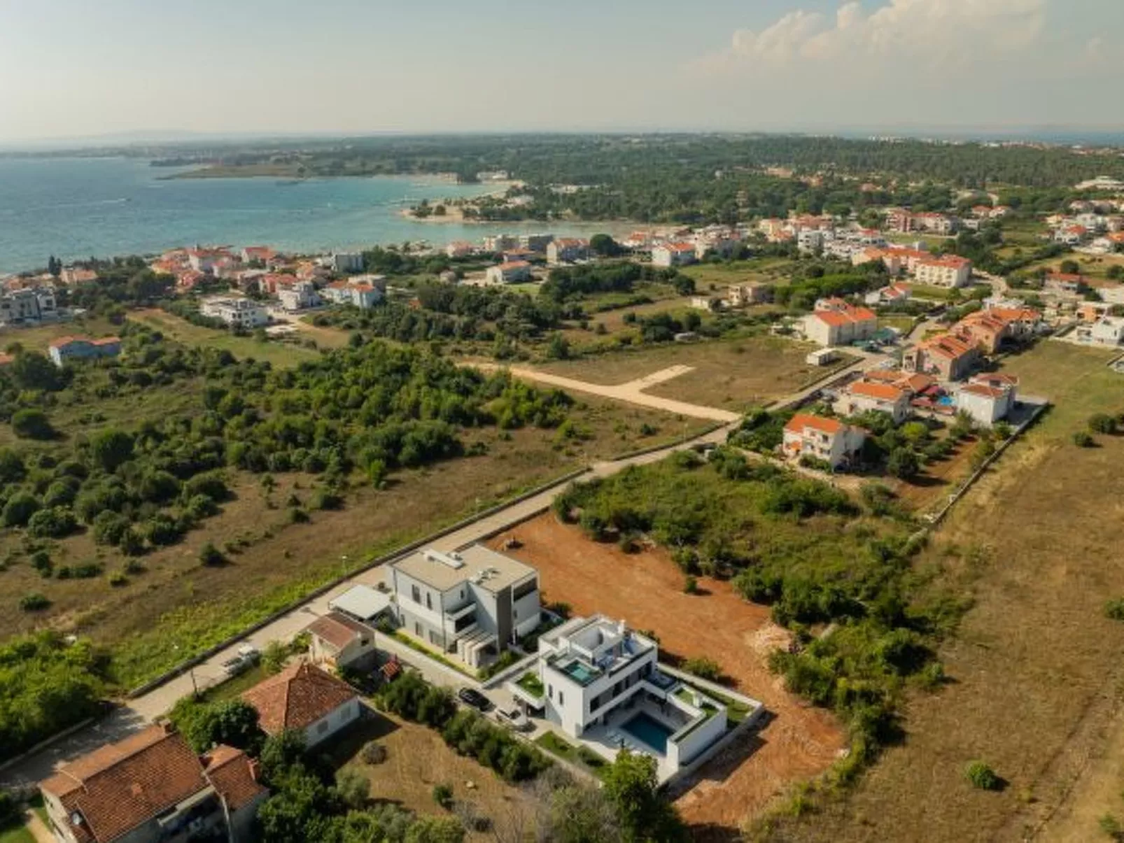 Villa Elena with two pools and spa - Image-tags.info