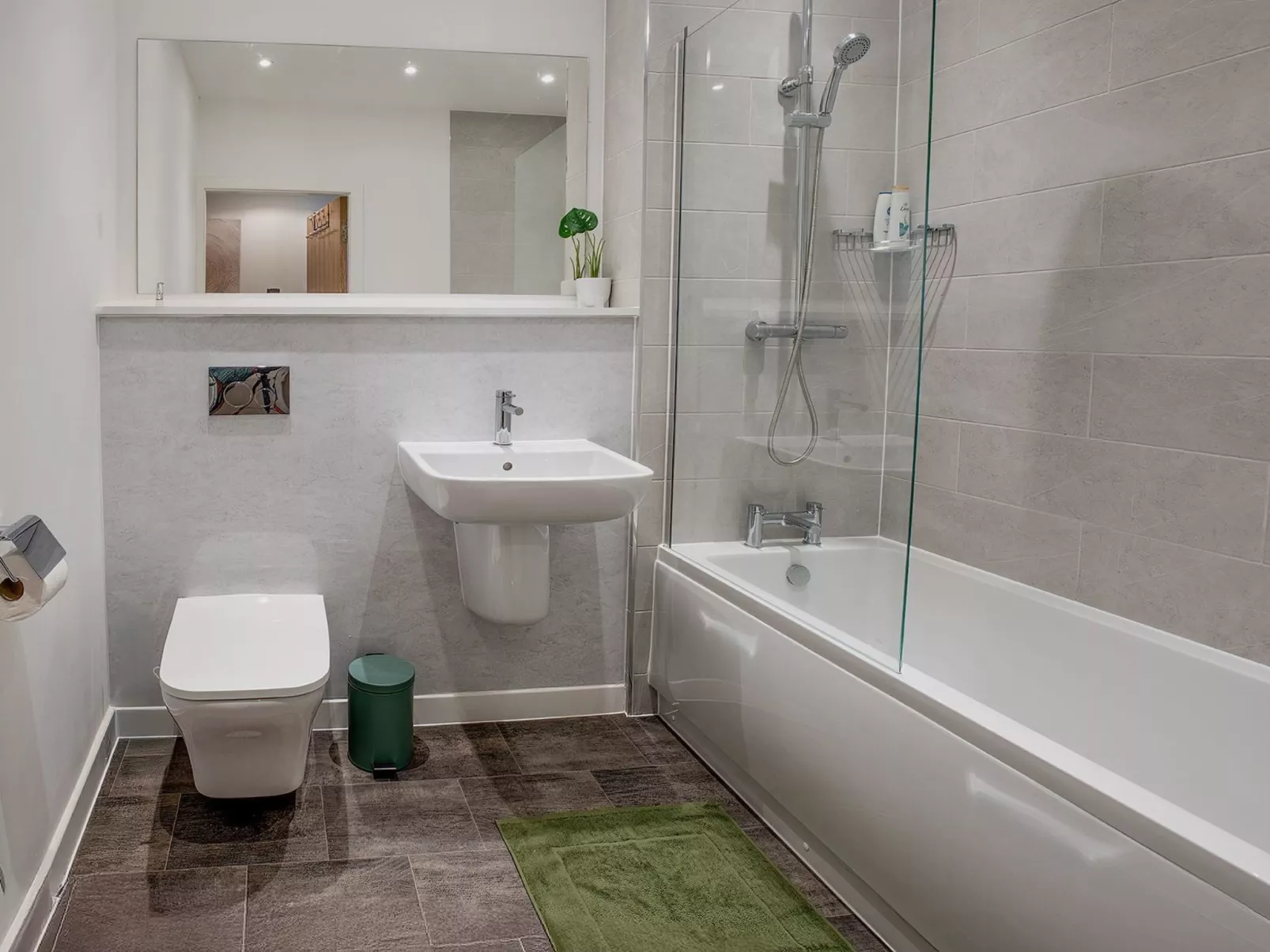 Brandneue, zentrale 2-Zimmer-Wohnung für 6 Gäste - Image-tags.info