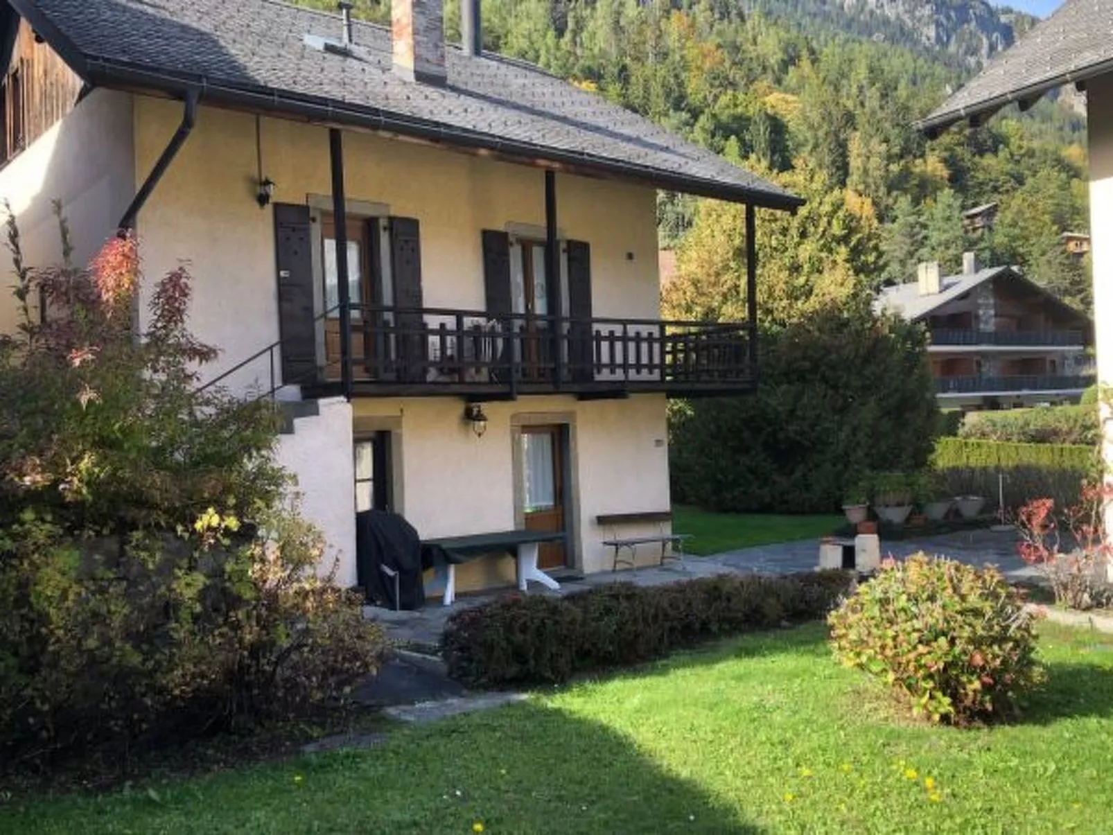 Chalet l'Escapade - 6 to 10 pax - Swiss Alps - Buiten