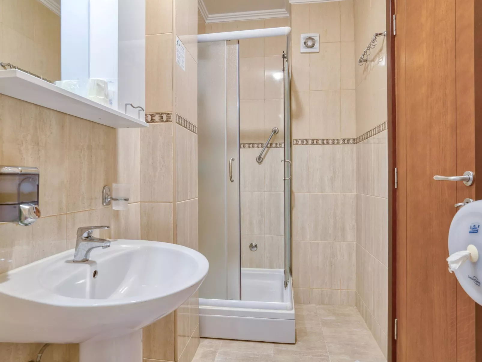 Wohnung "Premier" mit Meerblick - Binnen