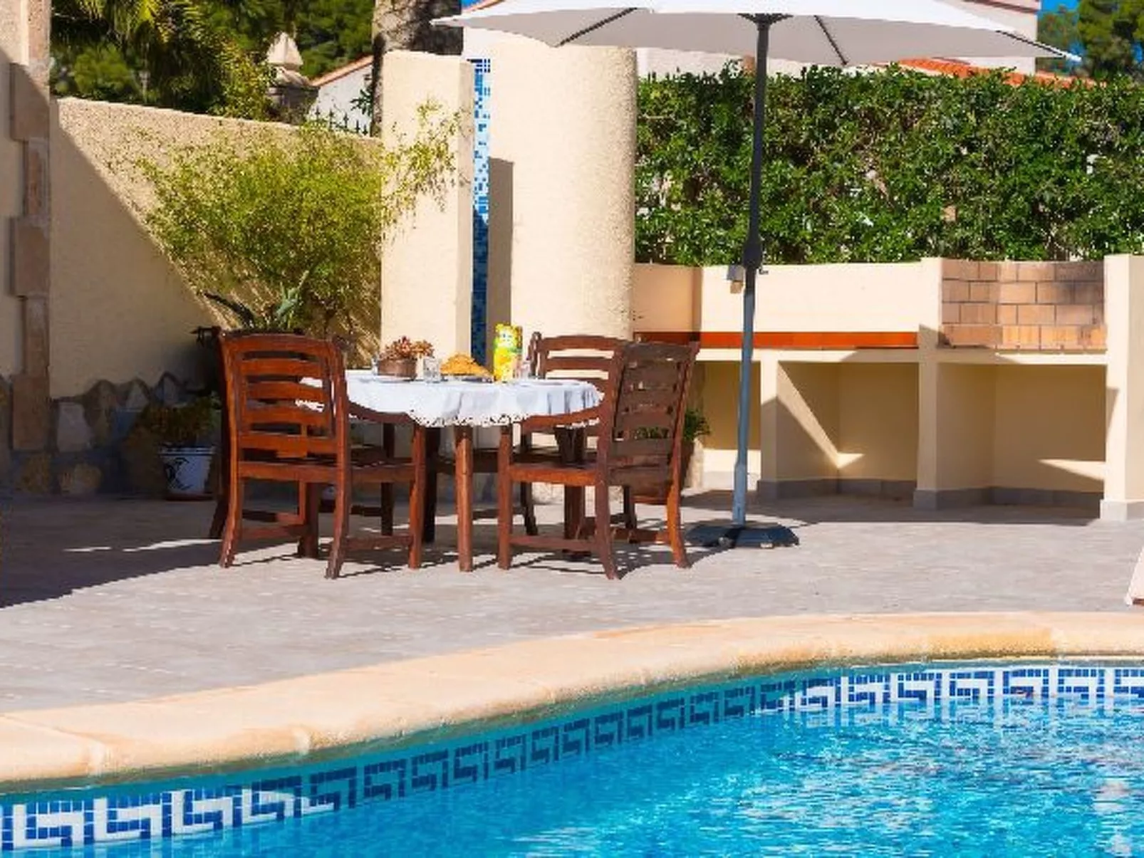 Villa Llobell - PlusHolidays - Image-tags.info