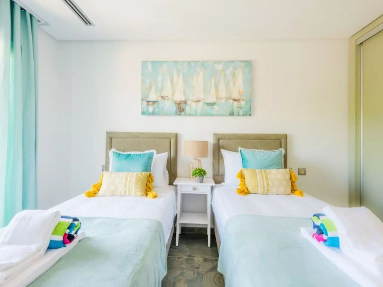 Falesia Beach C at Falesia Beach - Binnen