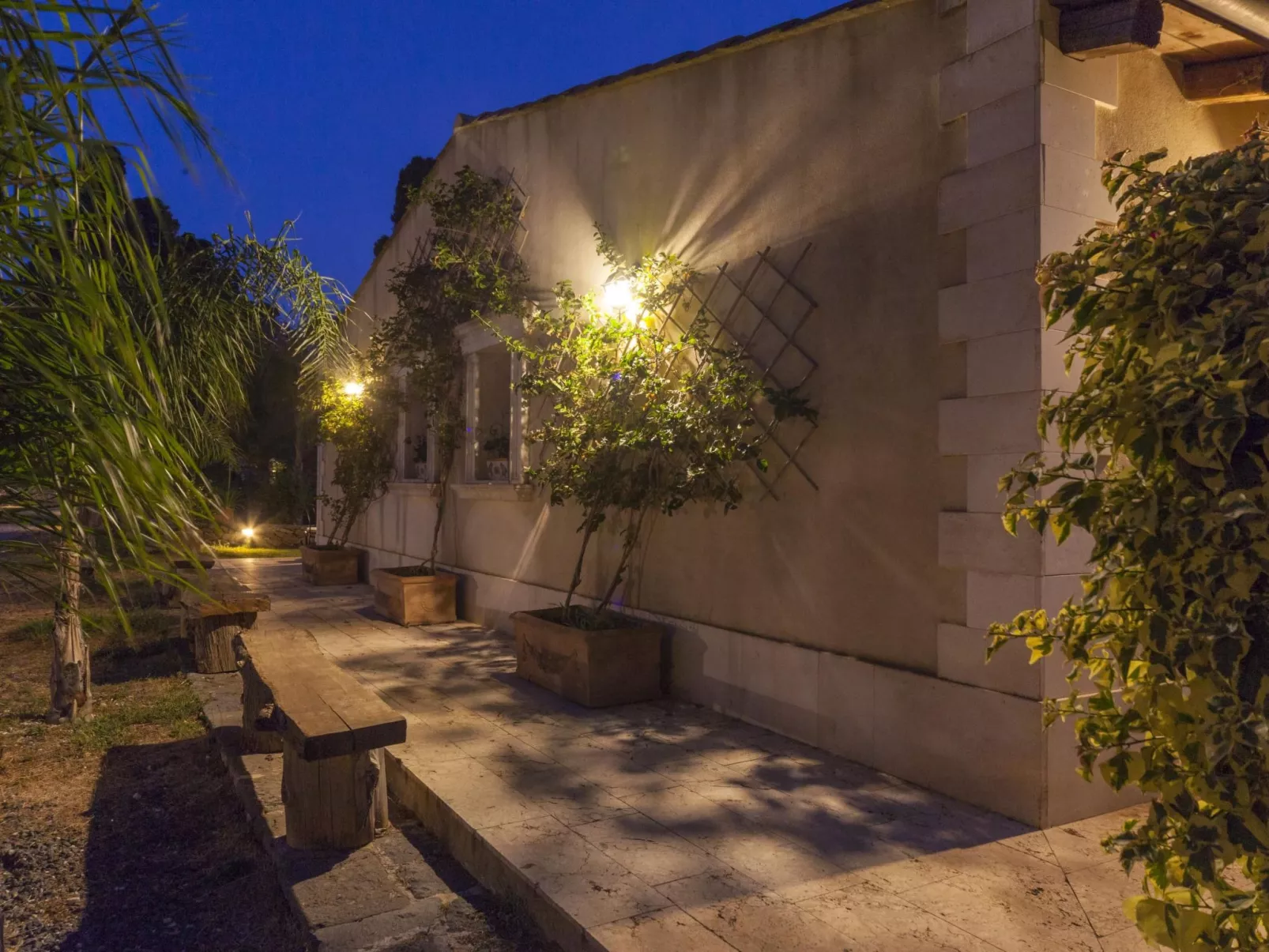 Villa dei Papiri - Standardzimmer mit Fenster zum Garten - Image-tags.info