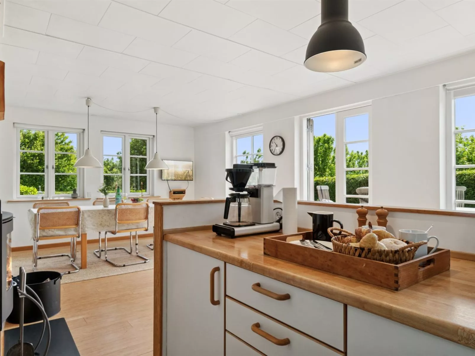 "Siegfried" - 100m from the sea - Binnen