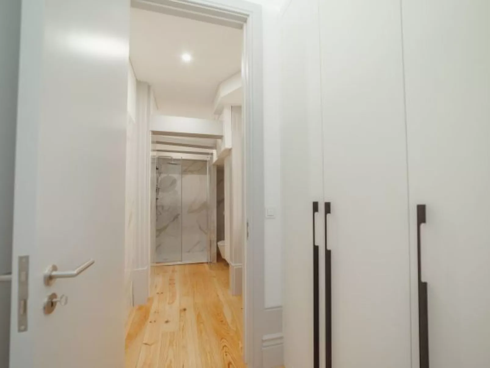 HEART OF PORTO APARTMENT A by VACATIONY - Binnen