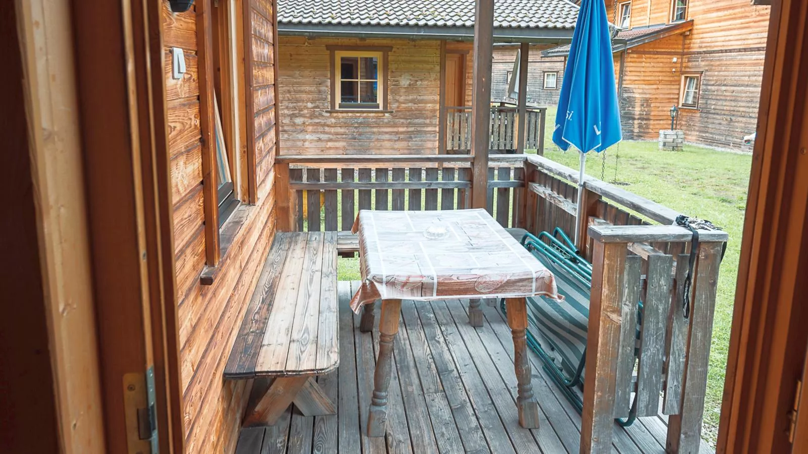 Urige Doppelhaushälfte 15-Terrasbalkon