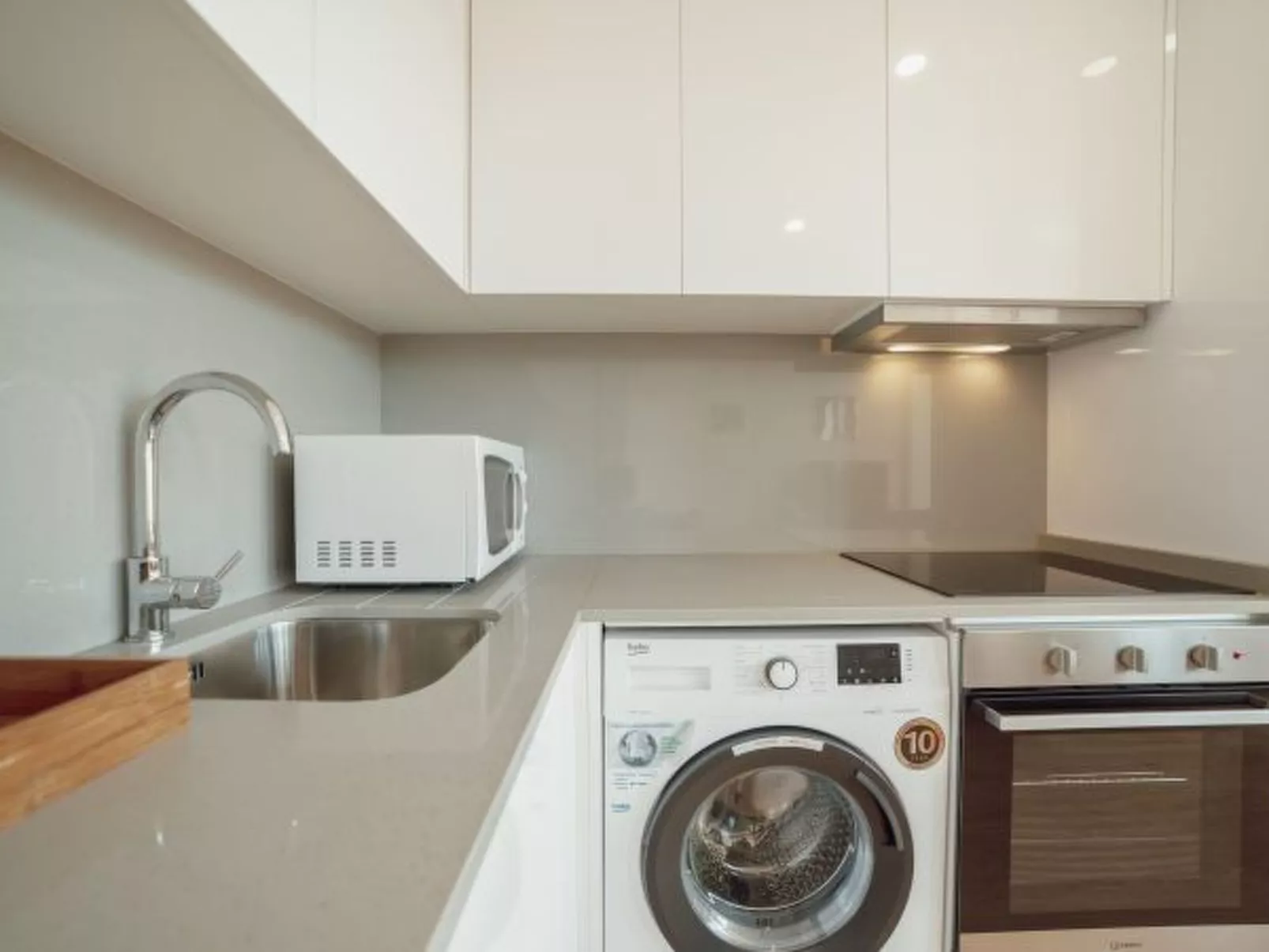 MODERN & STYLISH APARTMENT II by VACATIONY - Binnen