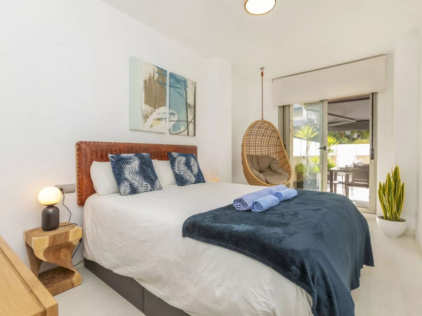 Nova Torredembarra - Binnen