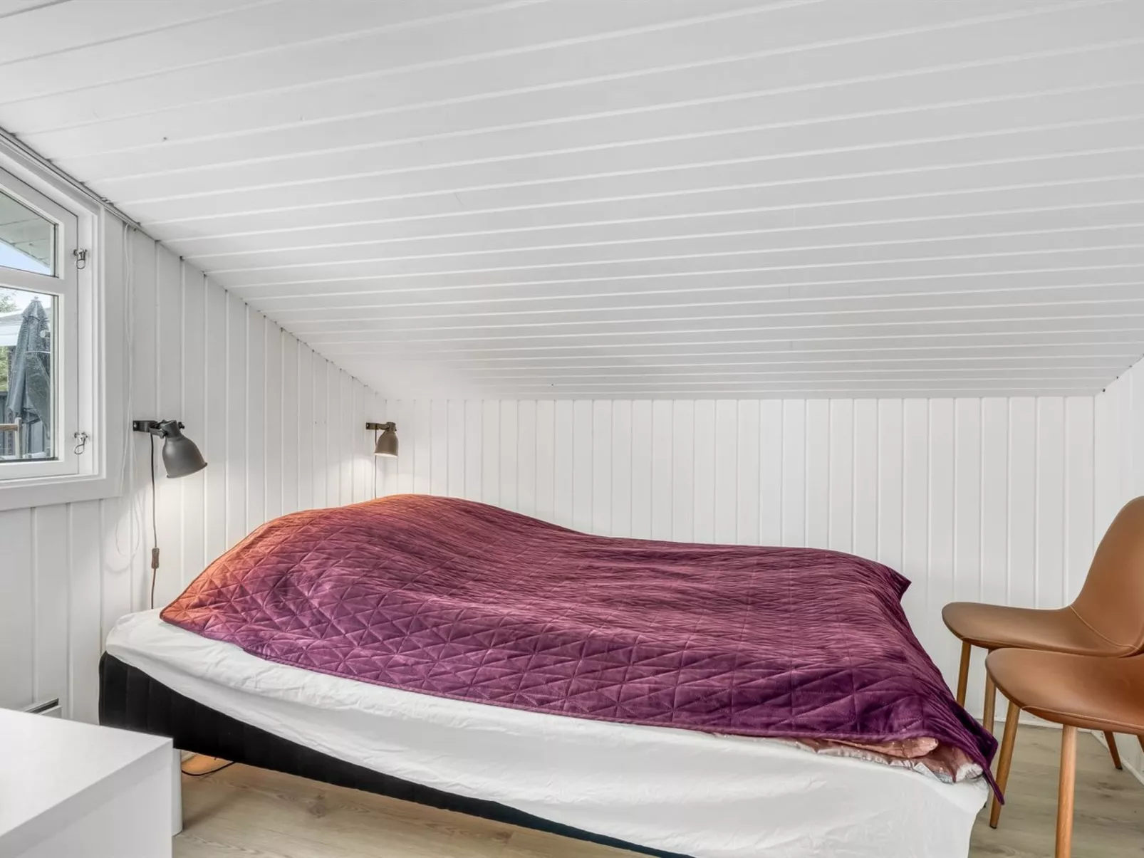 "Annamie" - 1.8km from the sea - Binnen