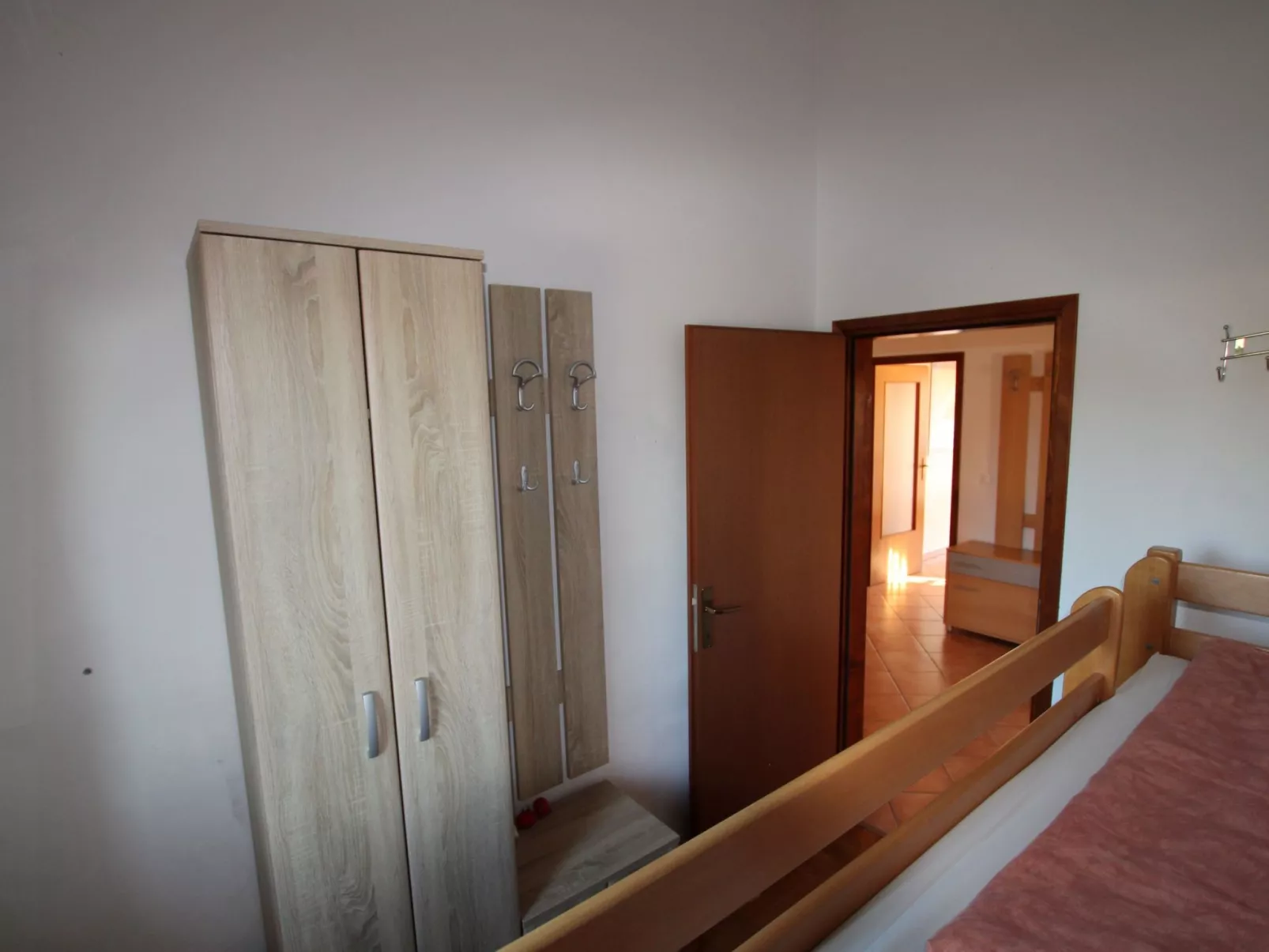 Villa Neela / HR-11039-01 - Image-tags.info