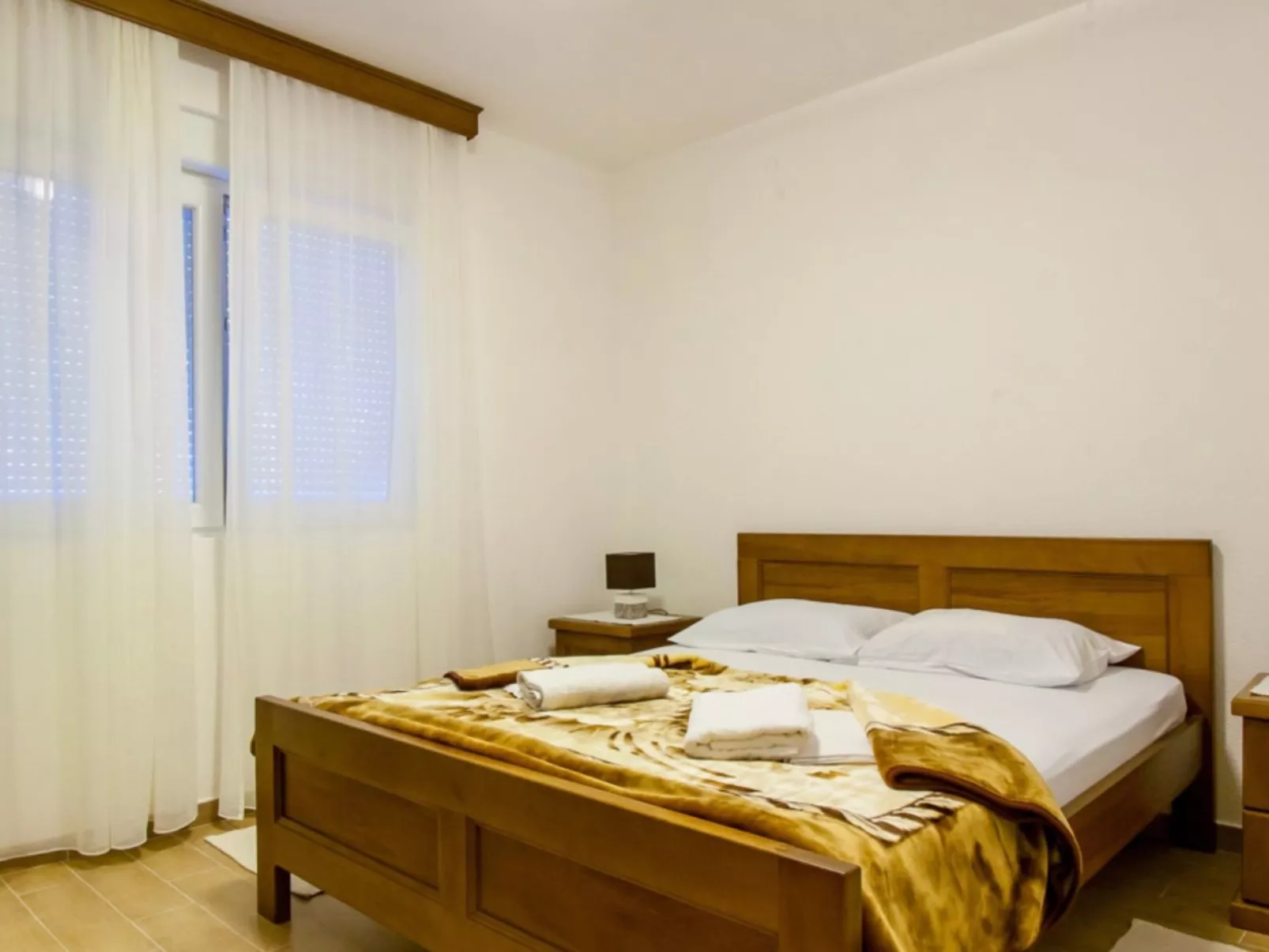 Ljubica Two - Schlafzimmer-Apartment mit Terrasse - Binnen