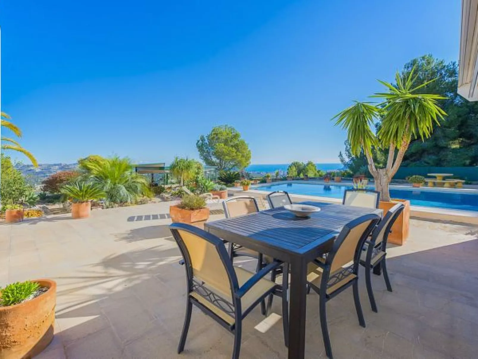 Villa Remi - PlusHolidays - Image-tags.info