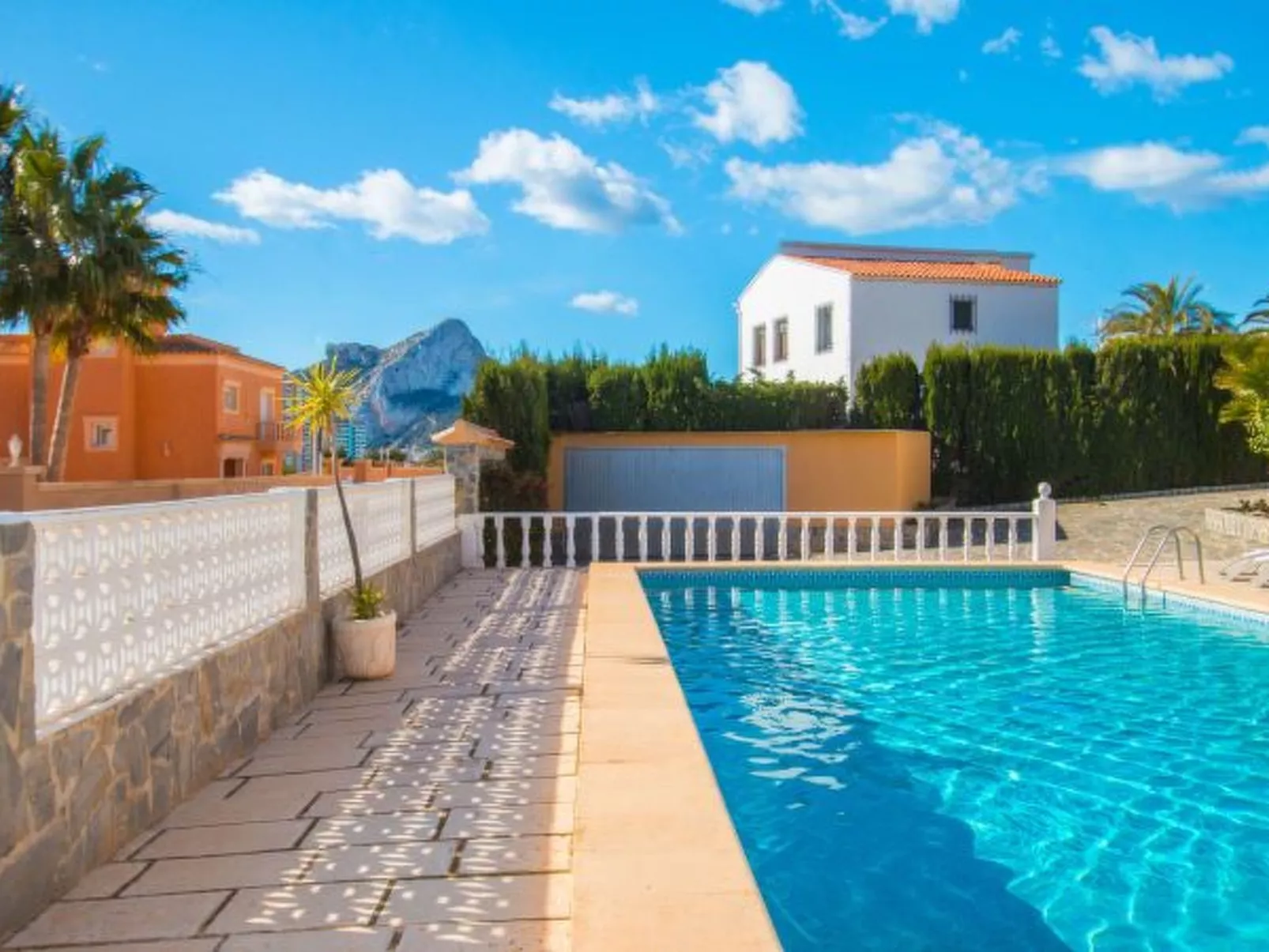 Villa Zelda - PlusHolidays - Image-tags.info