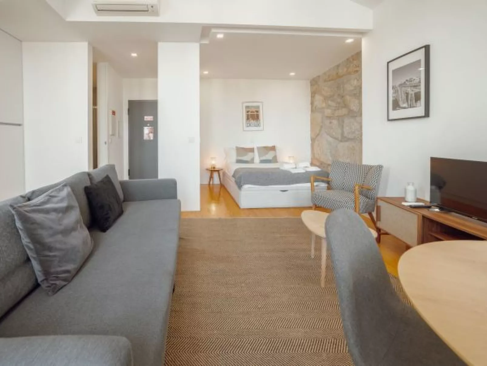 COURTYARD OPORTO DESIGN APARTMENT F - Binnen