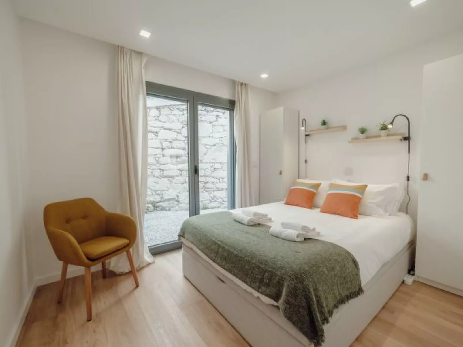 COURTYARD OPORTO DESIGN APARTMENT L WITH TERRACE - Binnen