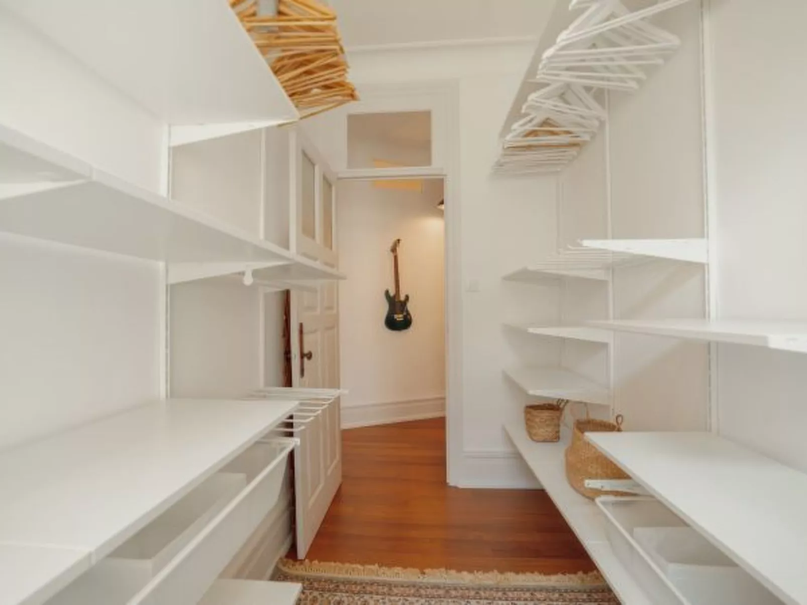 DOWNTOWN RETRO BOLHAO by VACATIONY - Binnen