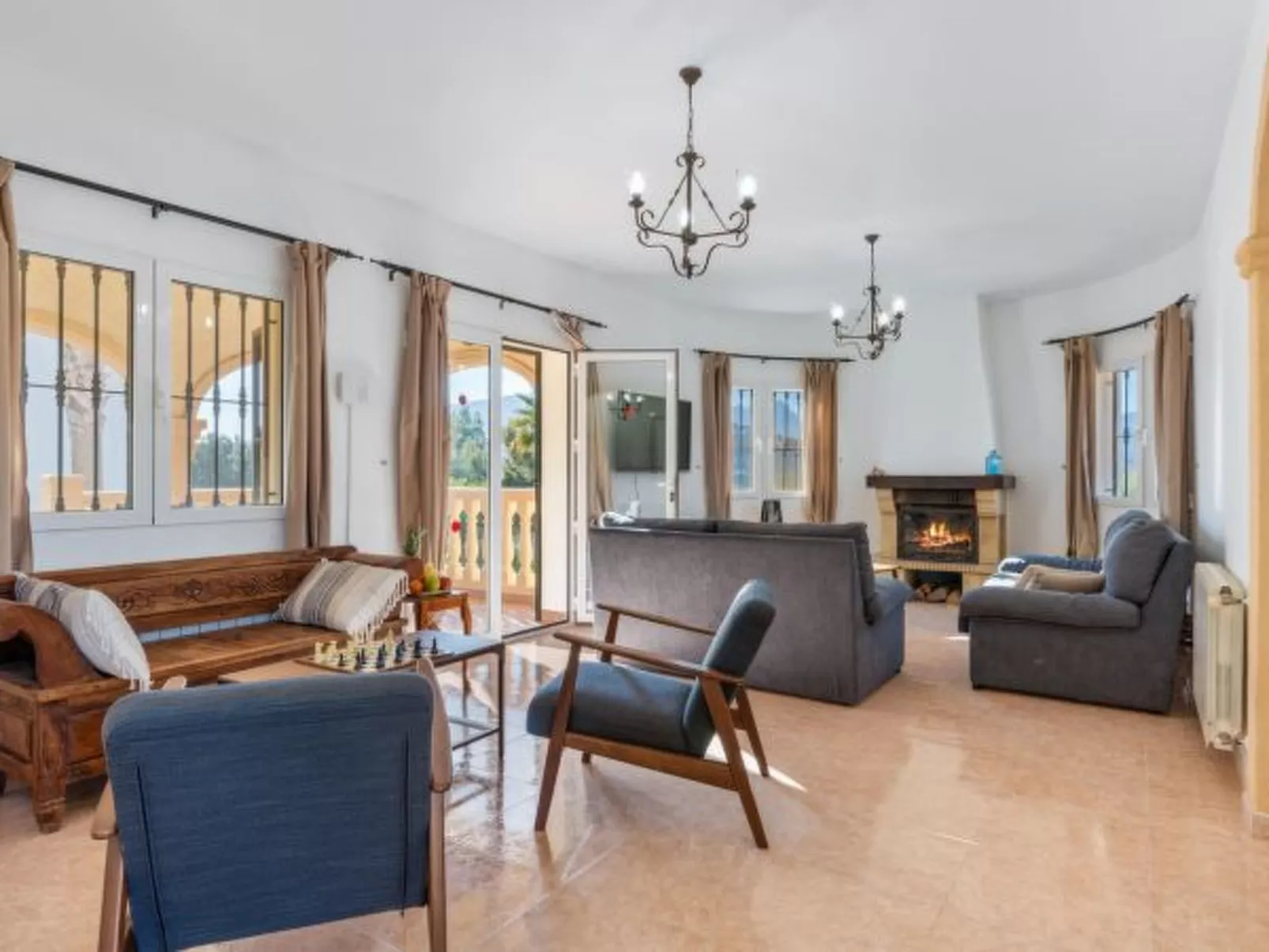 Villa Comodo - PlusHolidays - Image-tags.info