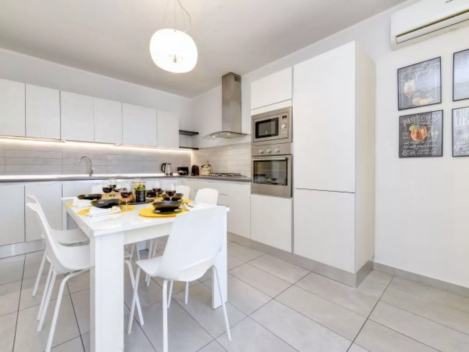 Desenzanoloft Lighthouse Apartment - Image-tags.info