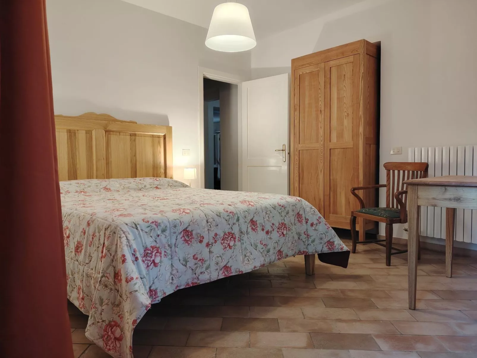 Zimmer mit Bergblick - Binnen