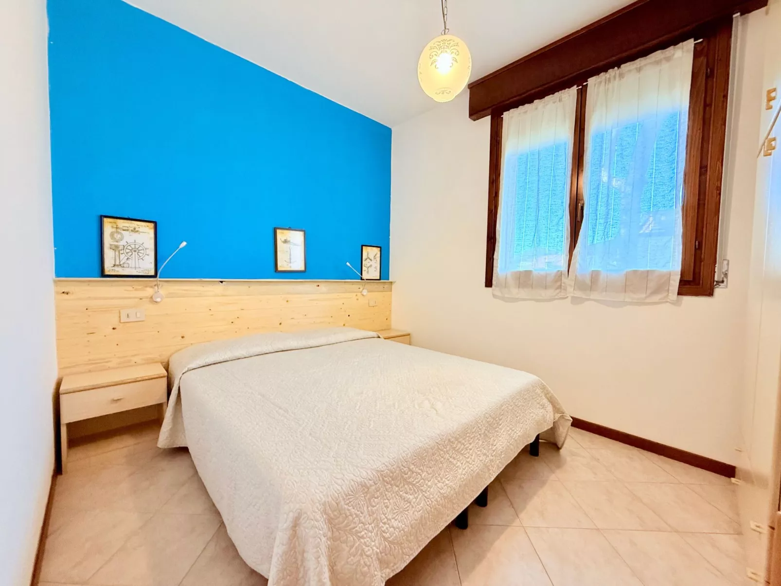 Chalet, Terrasse mit Kamin, privater Garten - Binnen