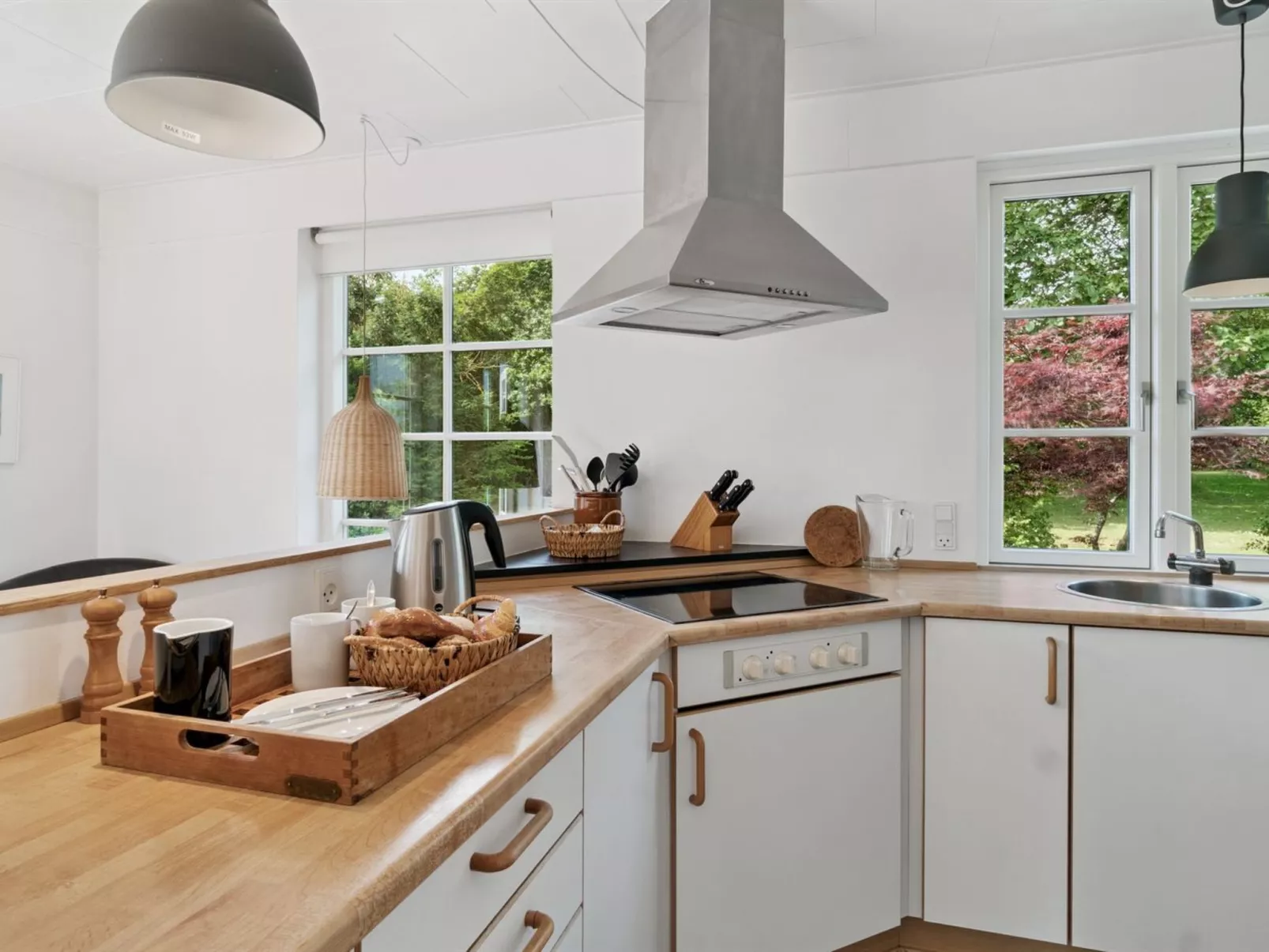 "Siegfried" - 100m from the sea - Binnen