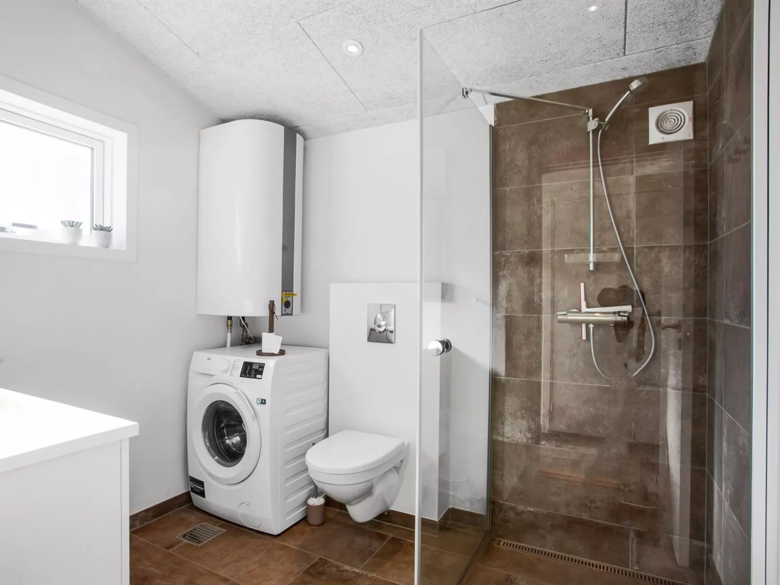 "Edy" - 75m from the sea - Binnen