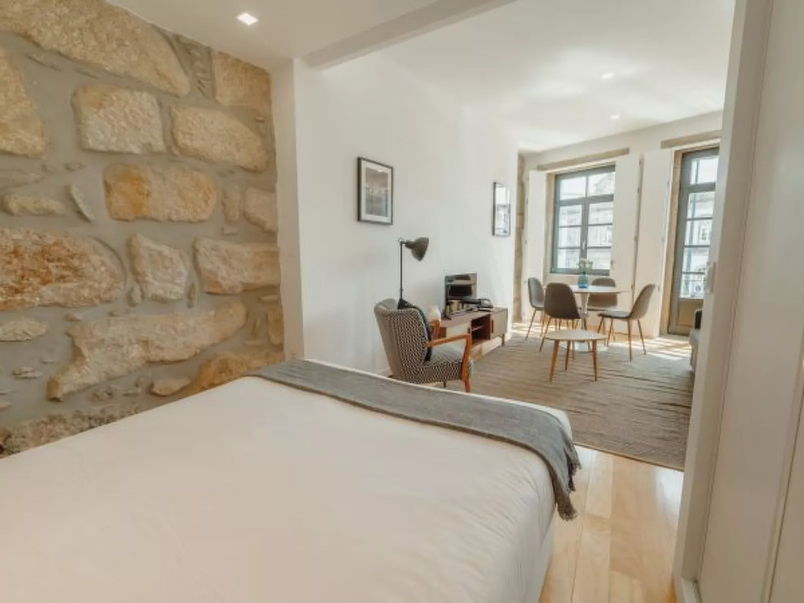 COURTYARD OPORTO DESIGN APARTMENT B - Binnen