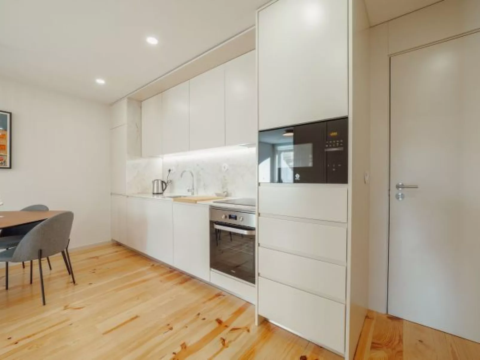 GAIA PREMIUM B APARTMENT by VACATIONY - Binnen