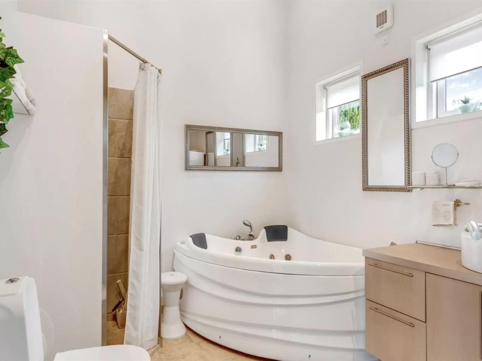 "Elizabeth" - 175m from the sea - Binnen