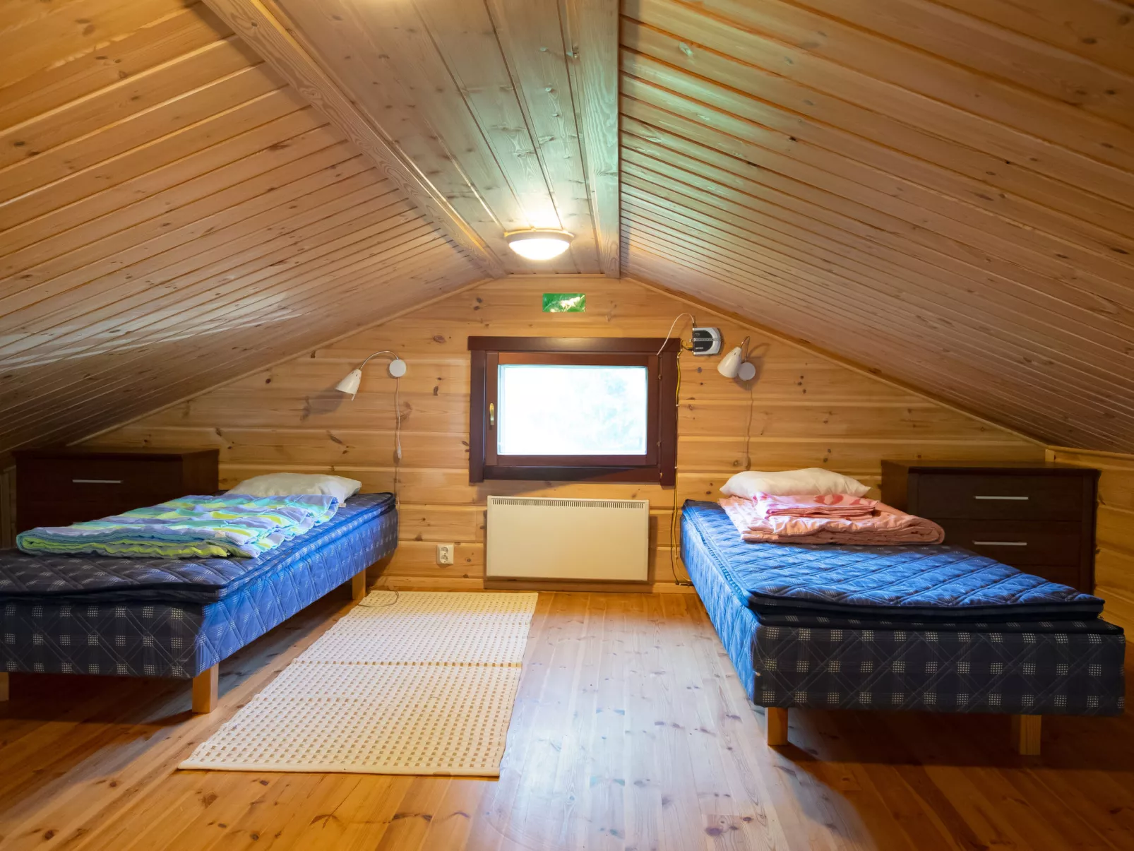 Tiirinniemi 27 a - Binnen