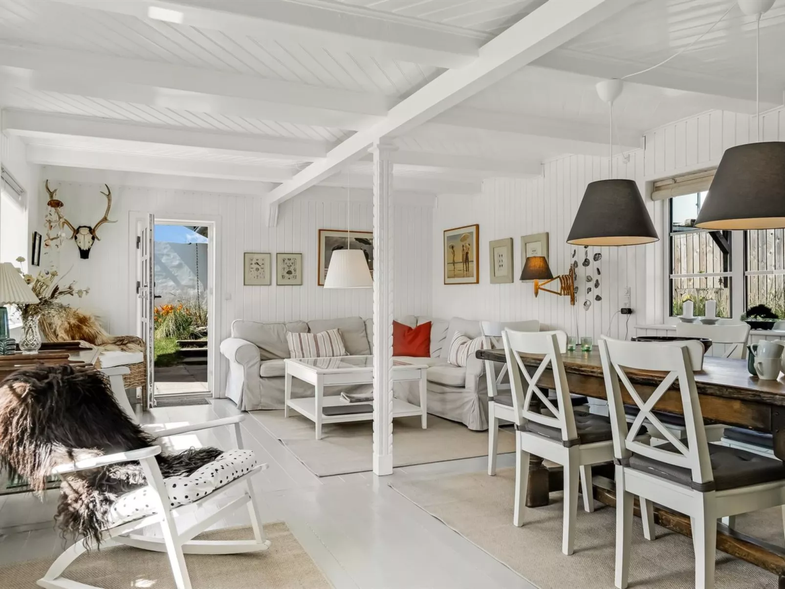 "Uddi" - 150m from the sea - Binnen