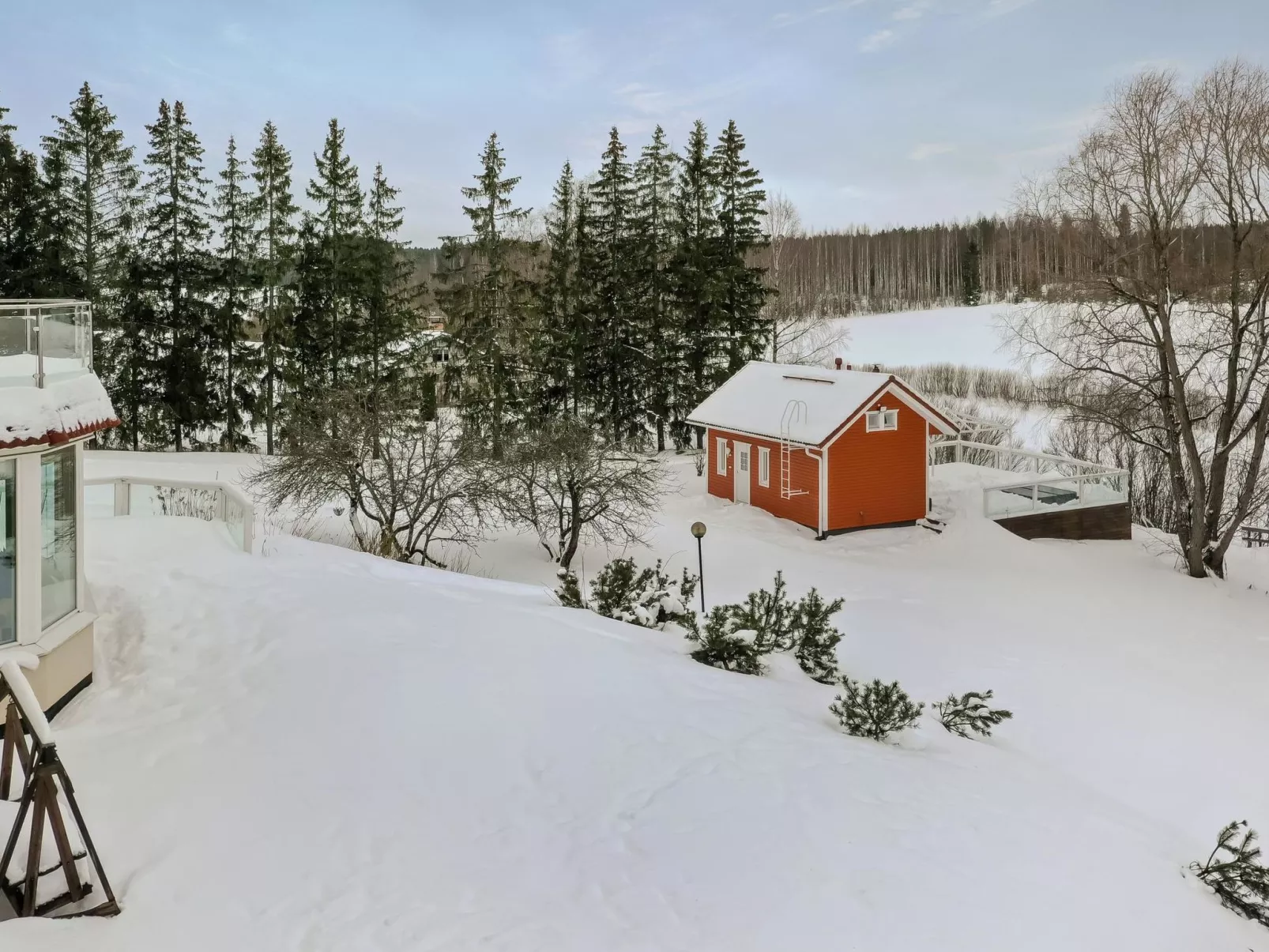 Mustijoenranta - Binnen