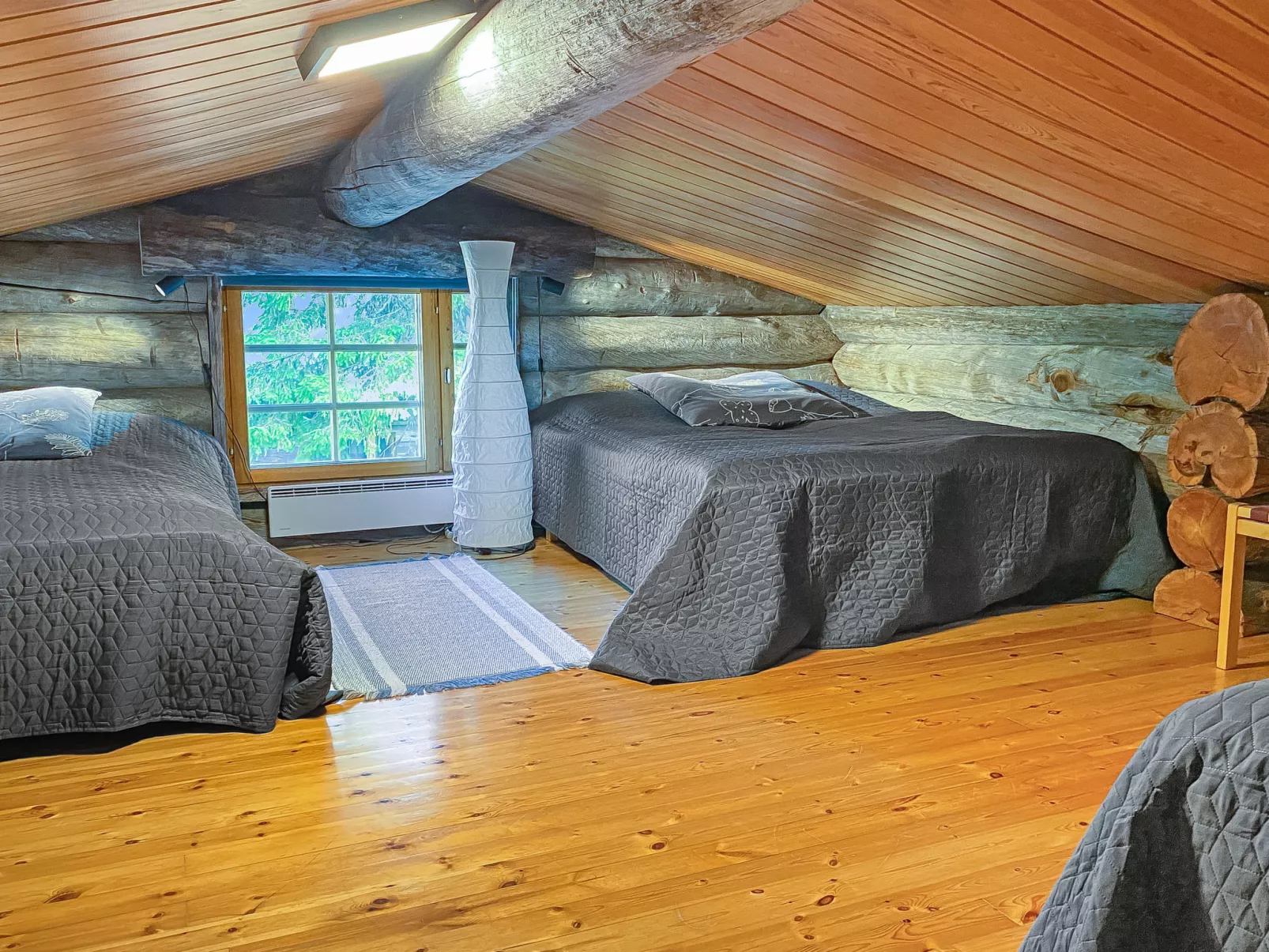 Kuusi-ruka 6 - Binnen