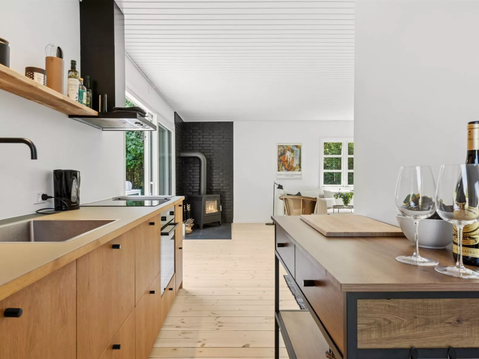 "Vilppu" - 800m from the sea - Binnen