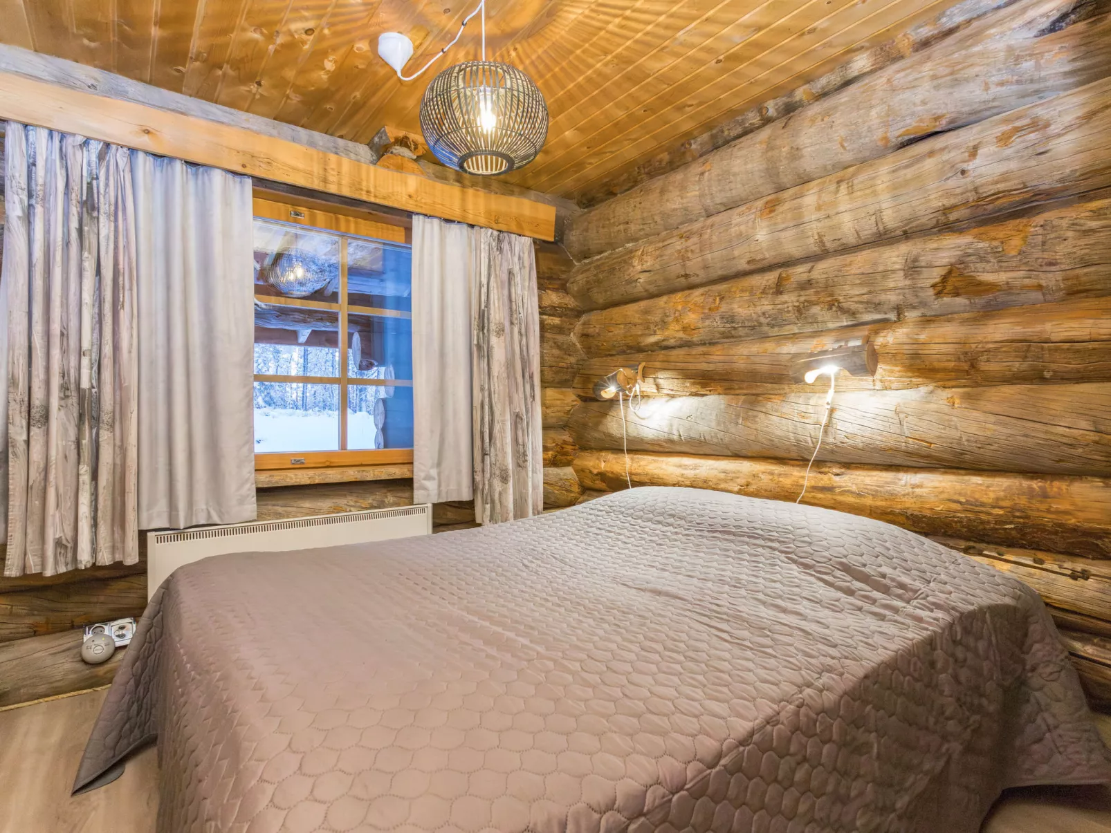 Lumikenttien kutsu - Binnen