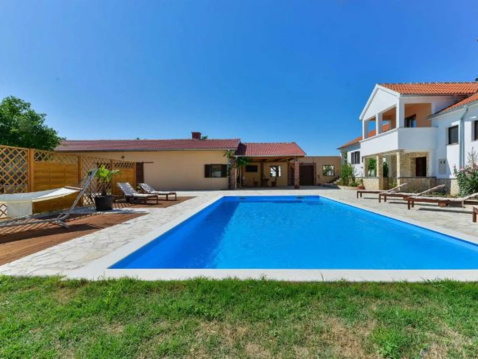 Villa Marinic with heated pool and entertainment r - Image-tags.info