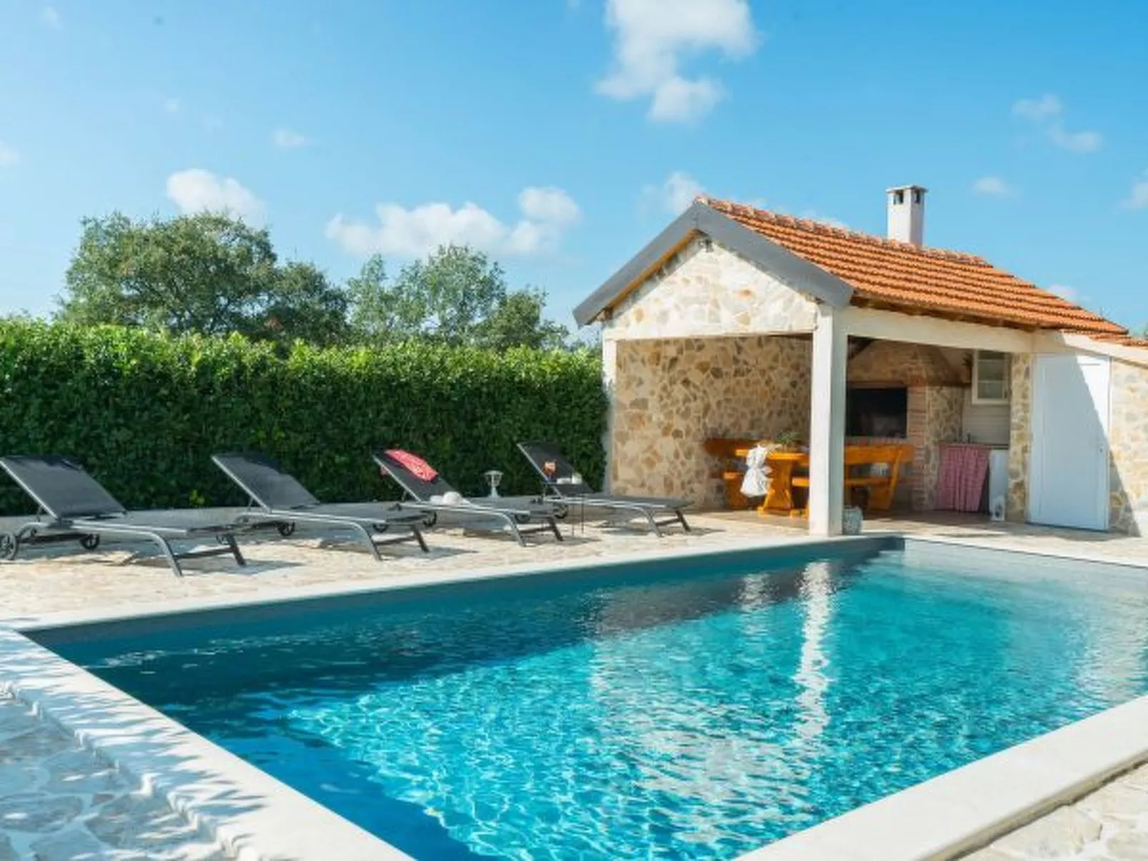 Holiday house Antonia with pool - Image-tags.info