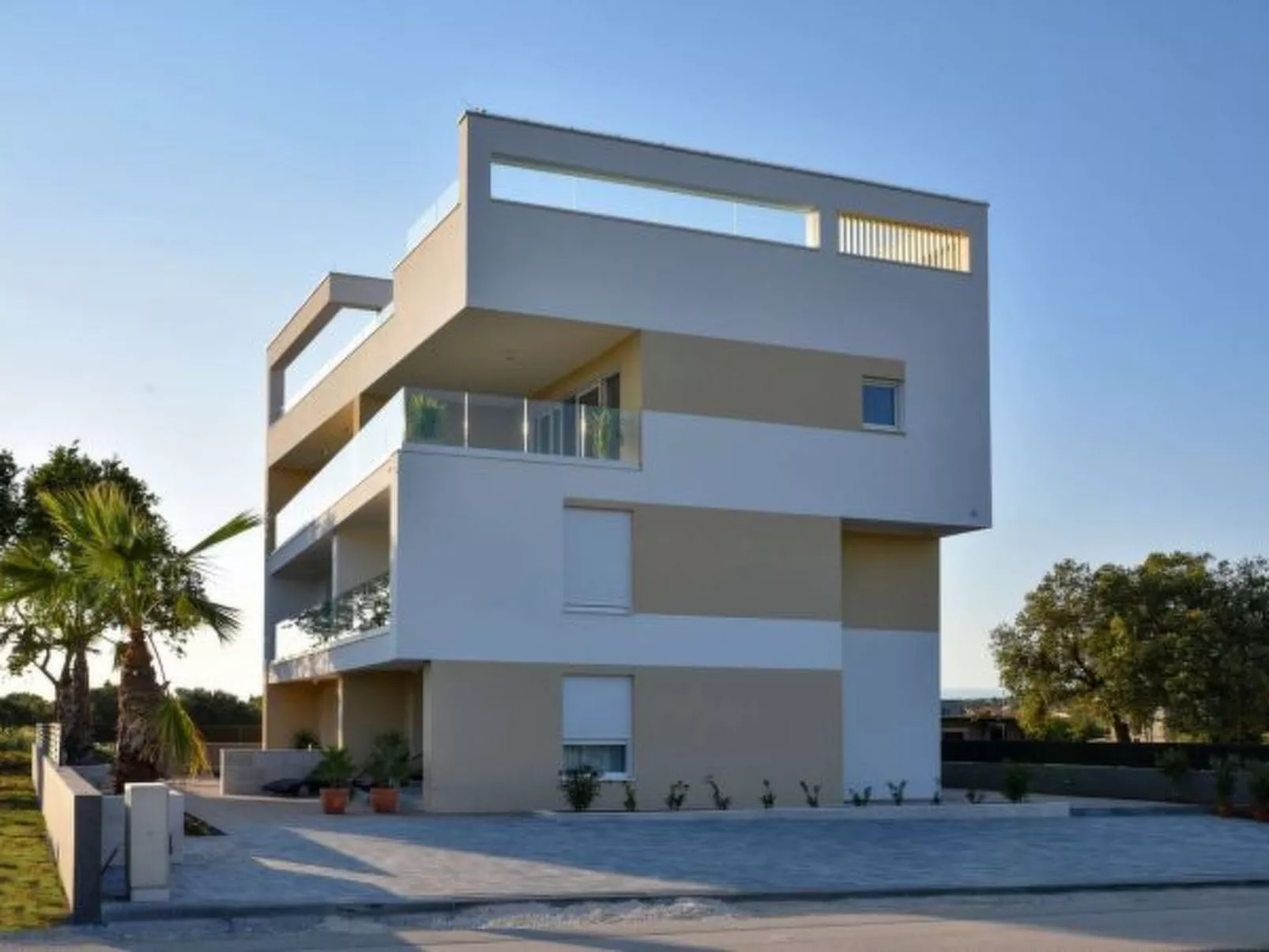 Villa La Perla Apt 2 4+2 with heated rooftop pool - Image-tags.info