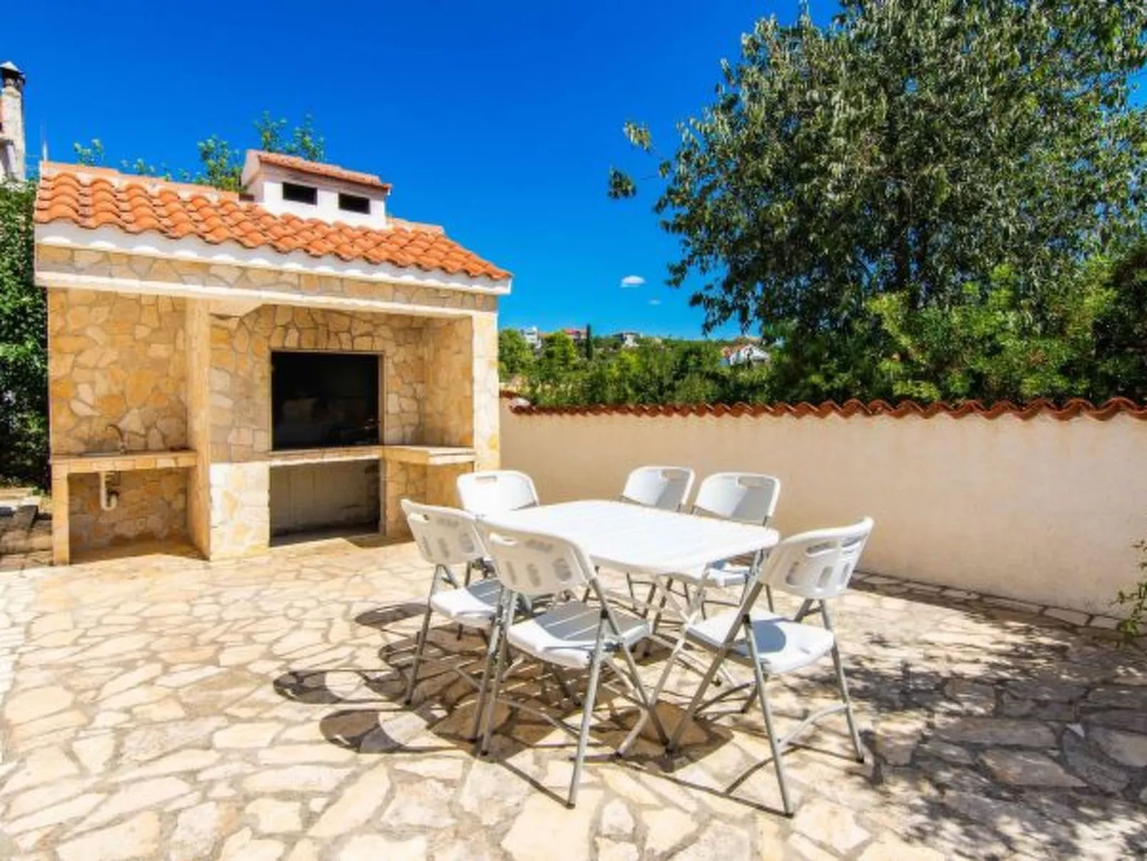 Villa Annamaria with large pool, Zadar - Image-tags.info