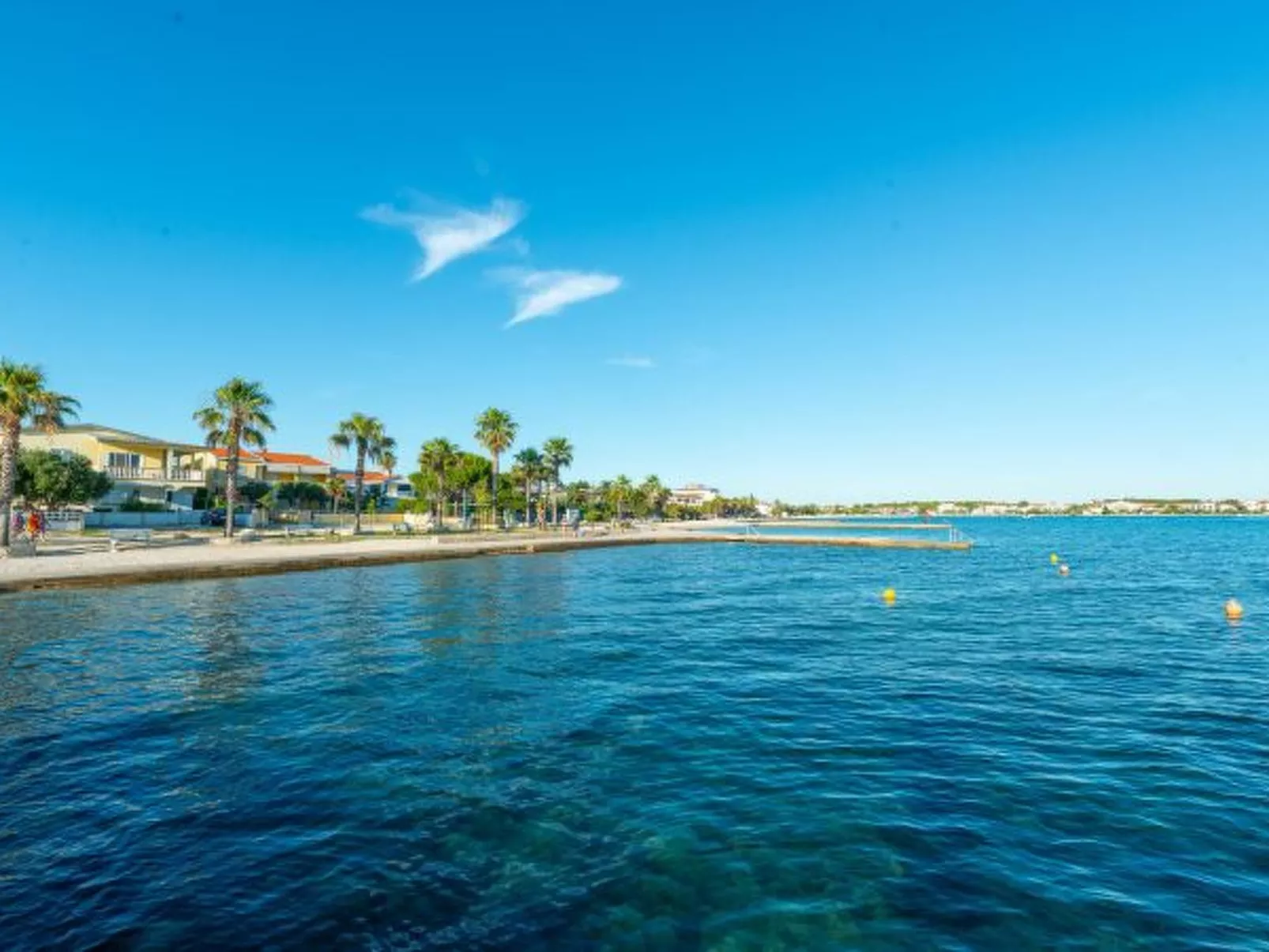 Holiday Apartment Inga Brown with exit to the beac - Image-tags.info