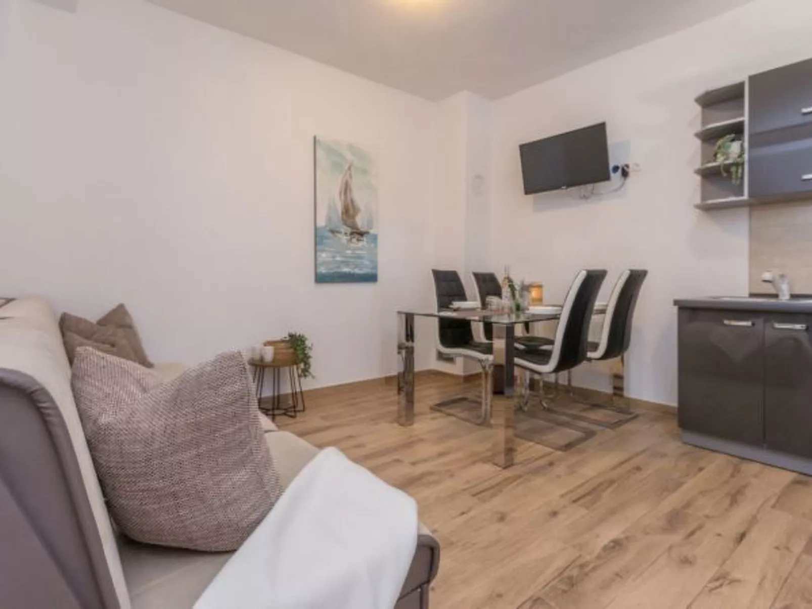 Holiday Home Ema with pool - Image-tags.info