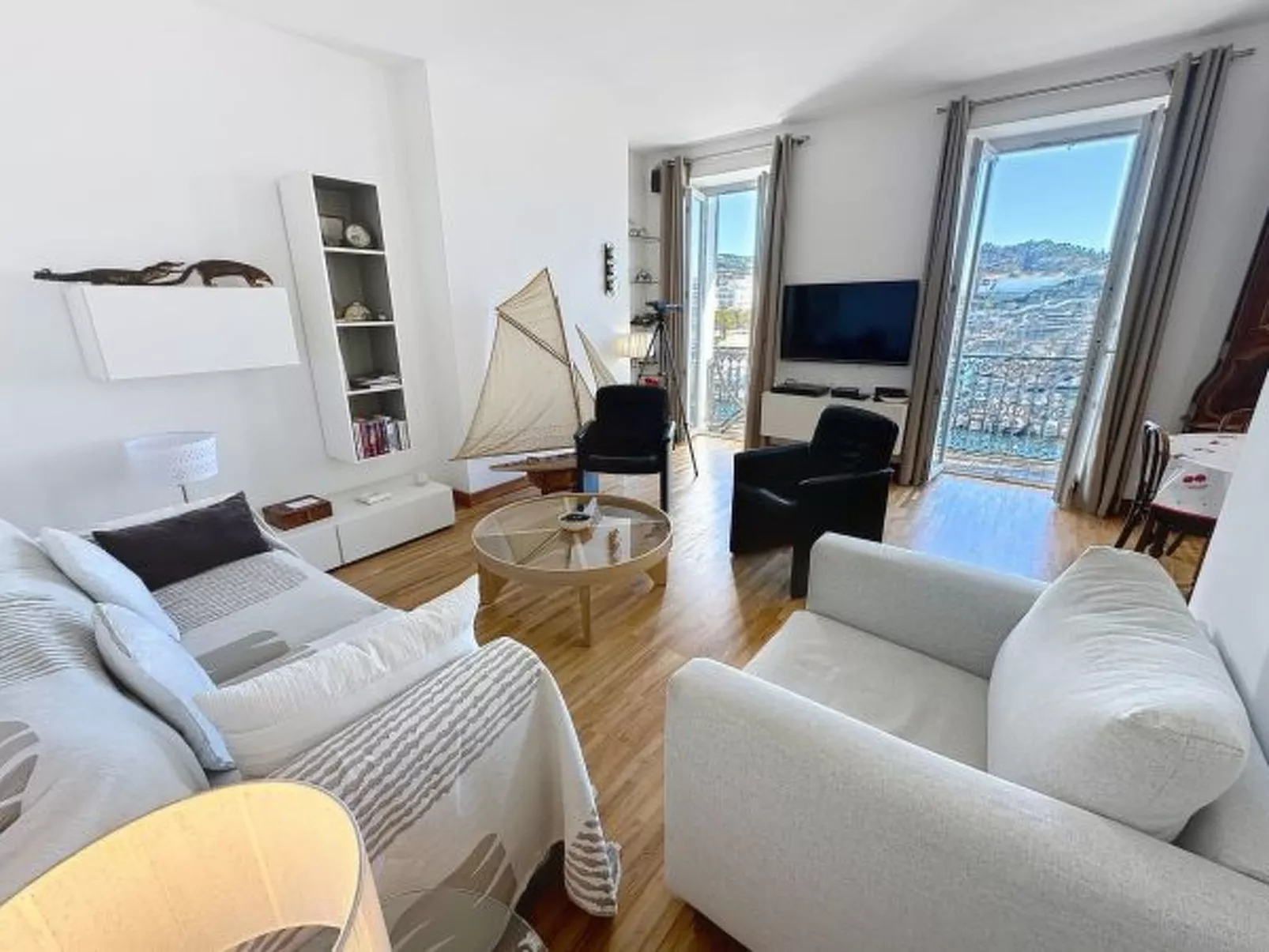 1 bedroom, fantastic view on the port. 269 - Image-tags.info