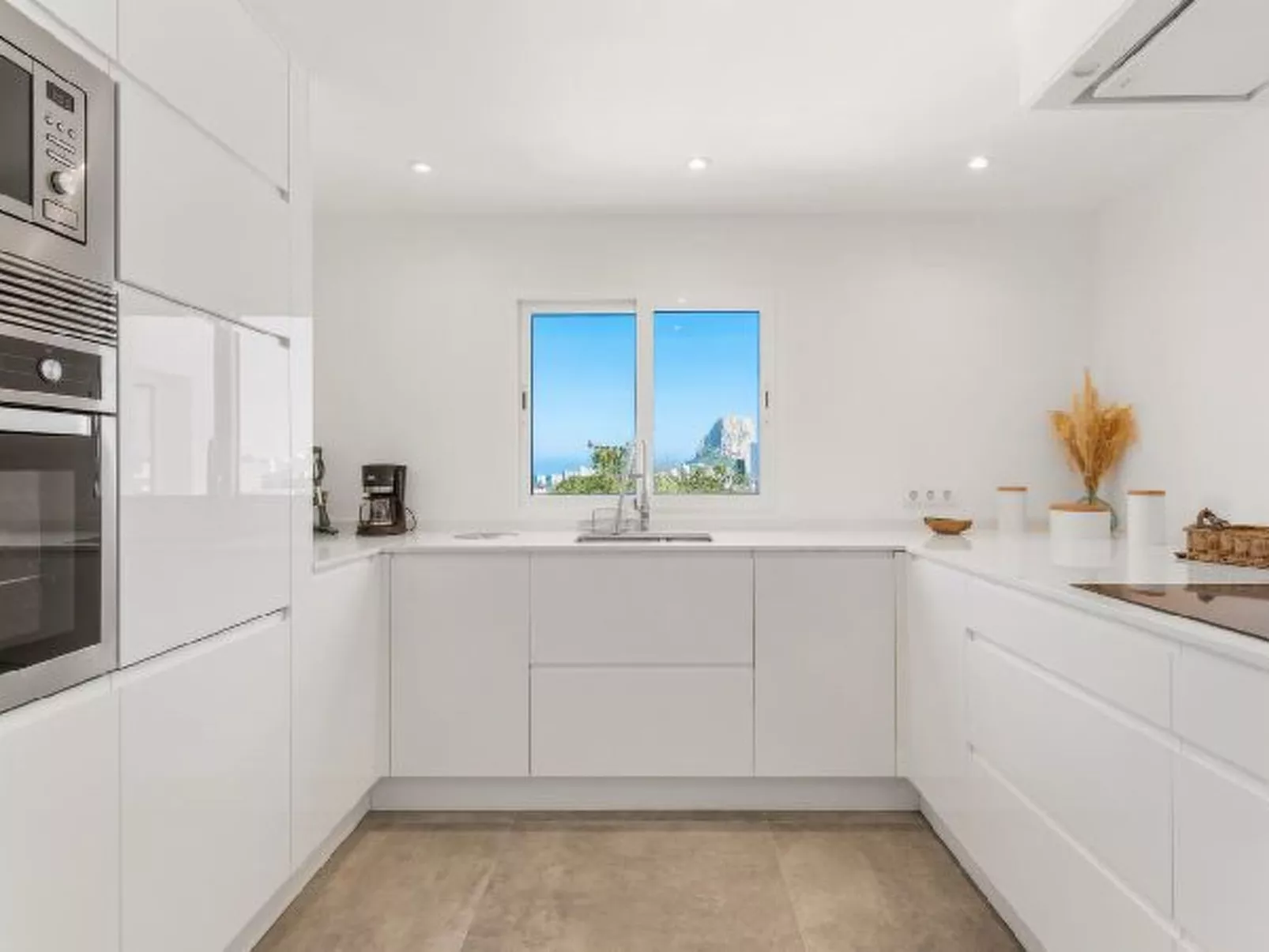 Villa Reva - PlusHolidays - Image-tags.info