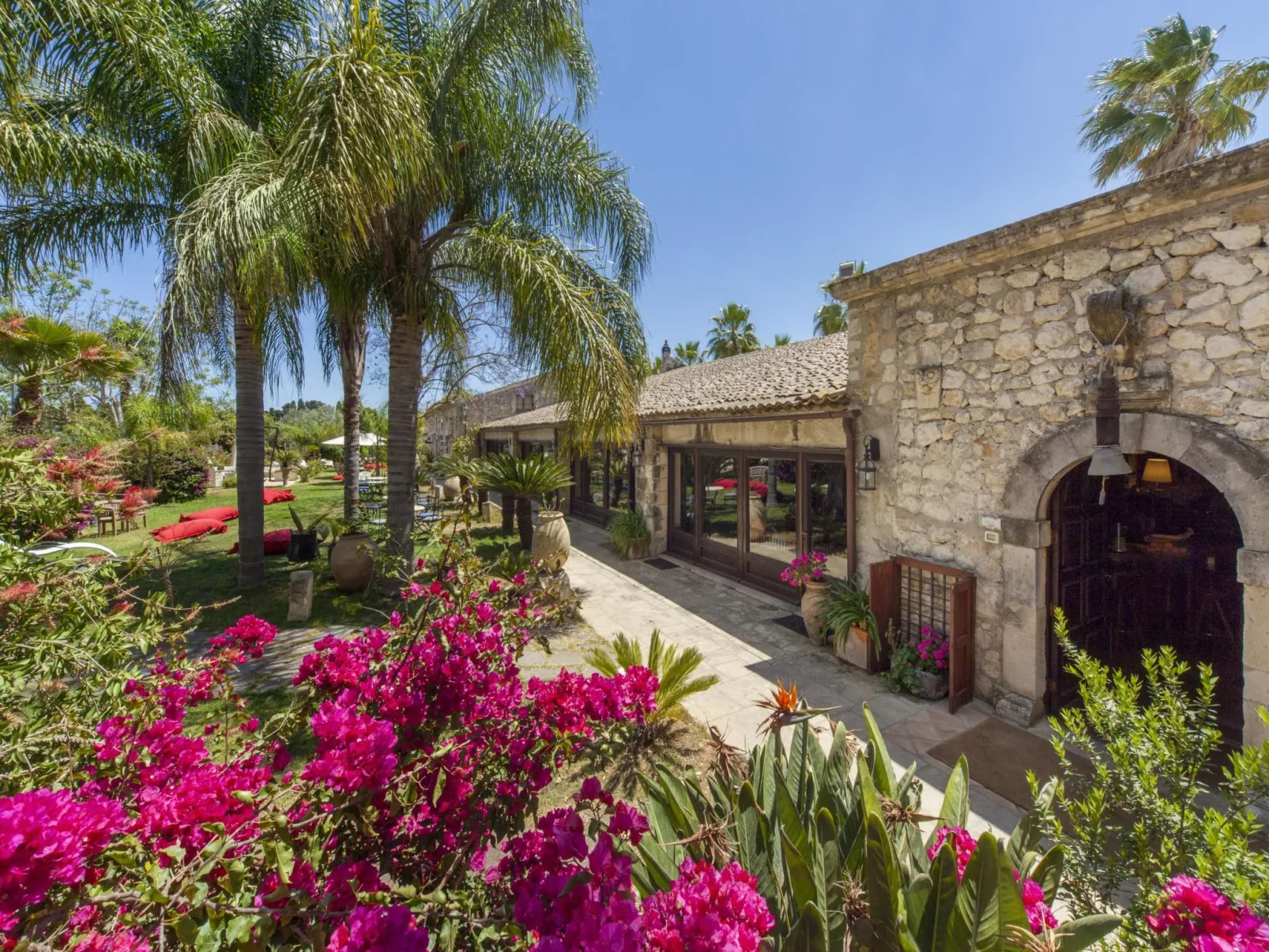 Villa dei Papiri - Standardzimmer mit Fenster zum Garten - Buiten