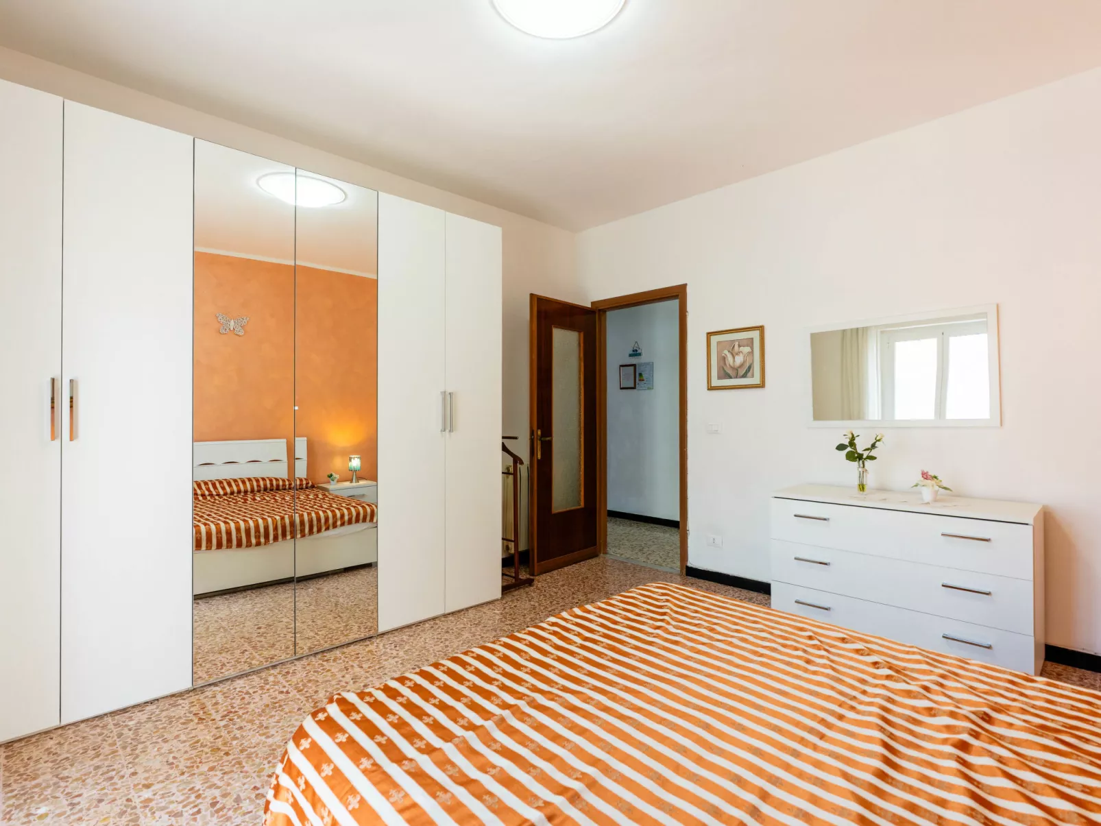 By Bike and Sea - Binnen