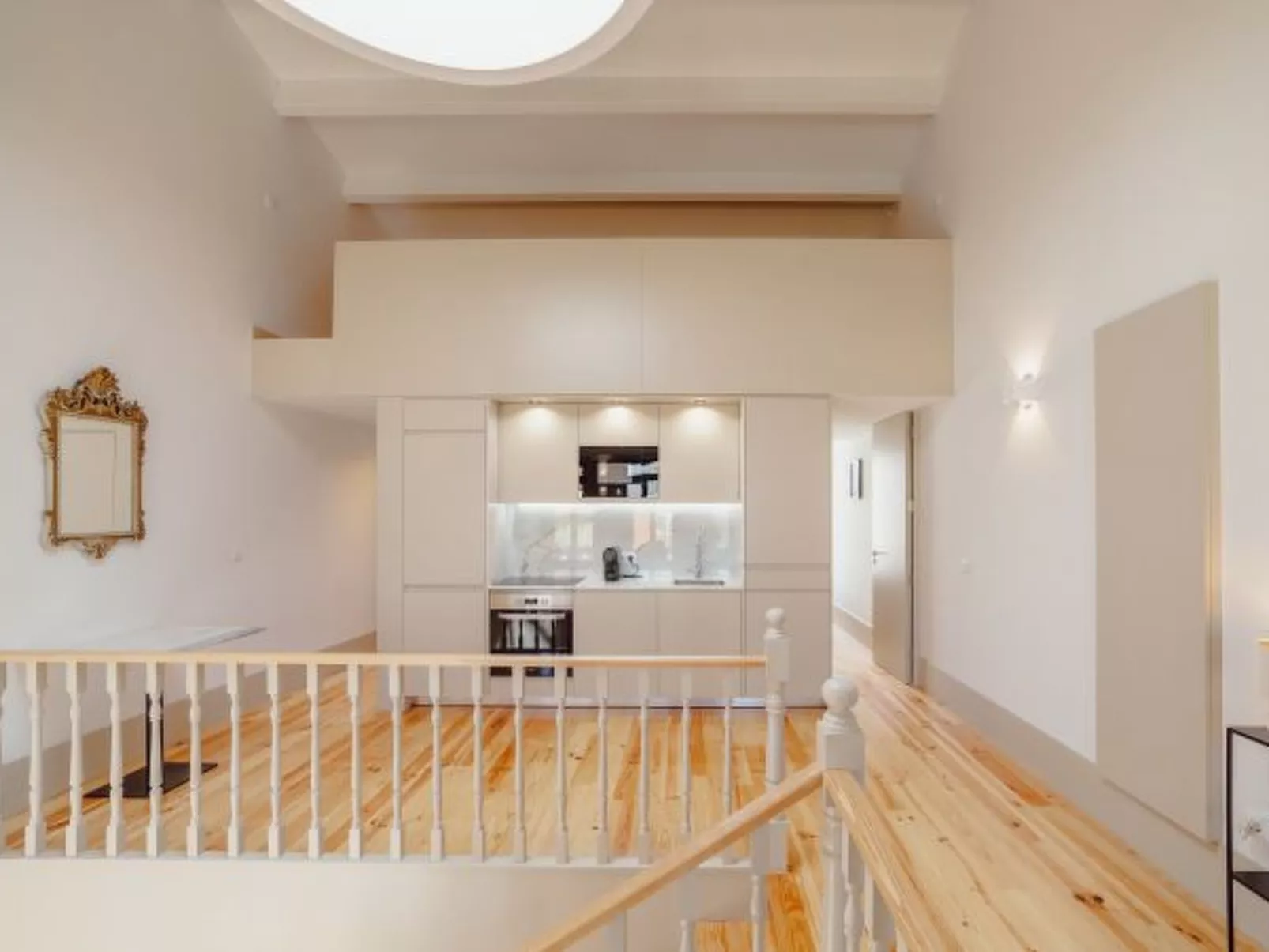 LEGACY OPORTO PREMIUM APARTMENT I by VACATIONY - Binnen