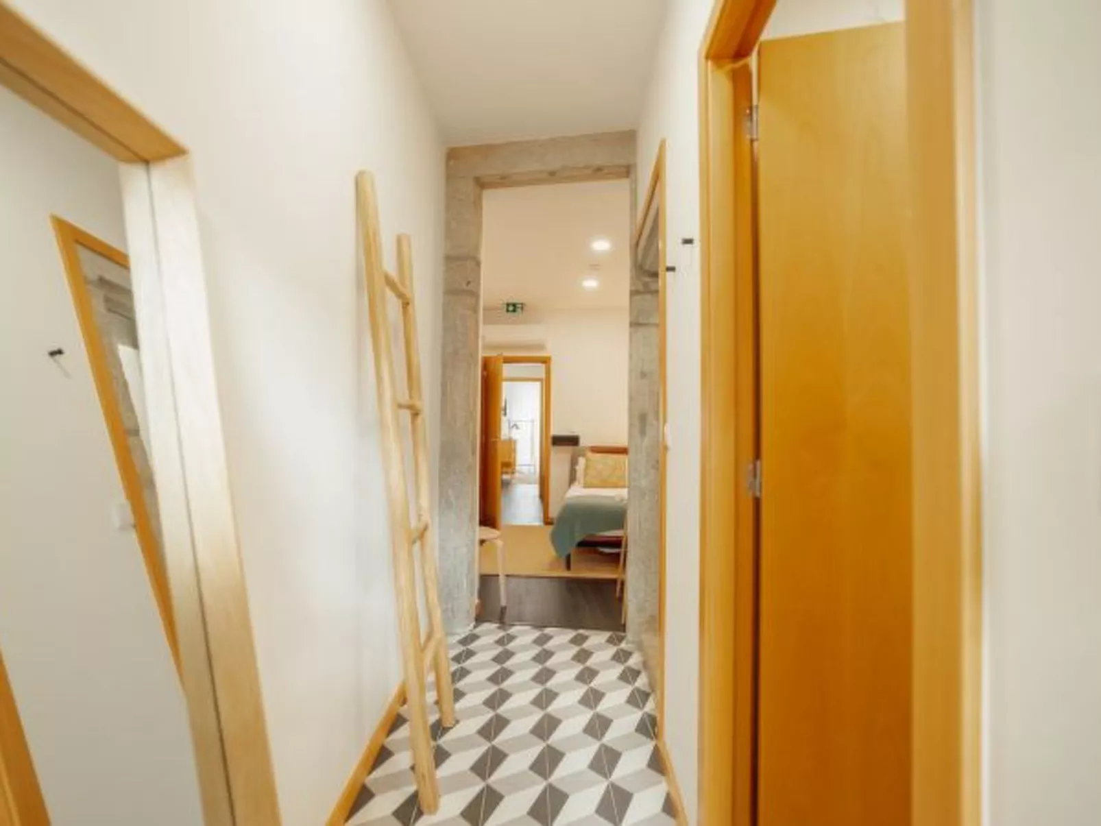 CHILLOUT TRINDADE HOME by VACATIONY - Binnen